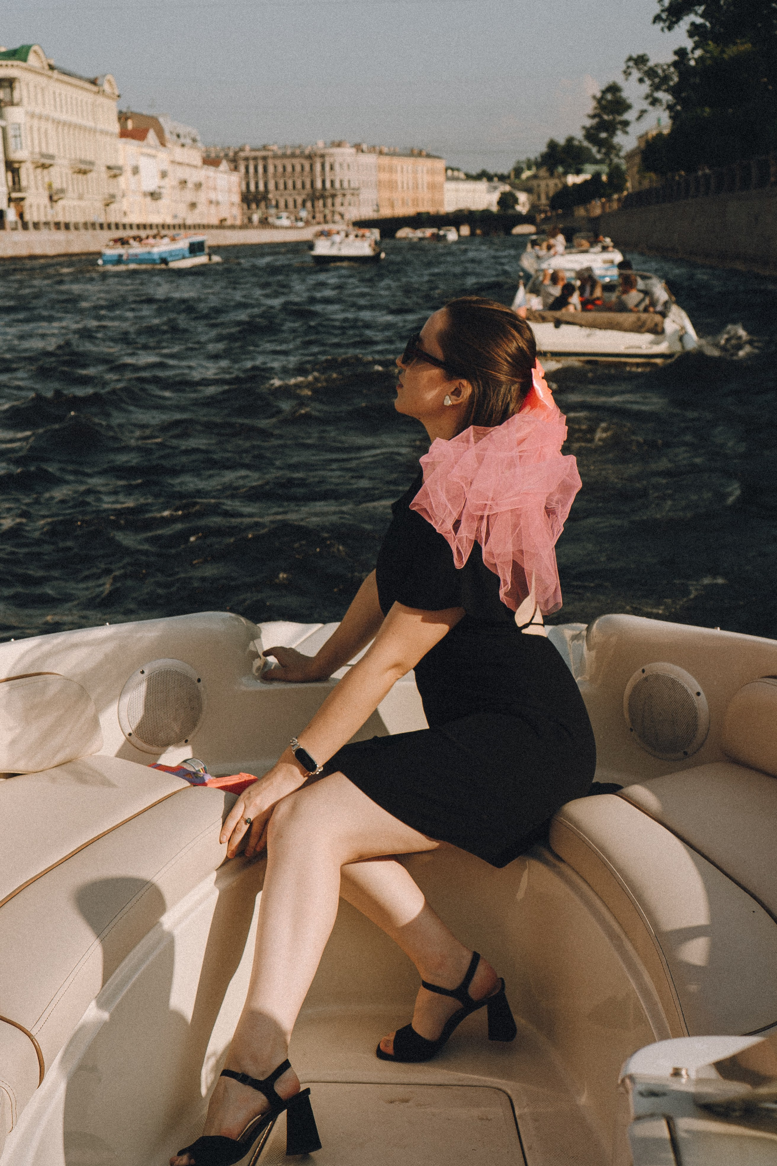 ДЕВИЧНИК НА КАТЕРЕ. Профессиональный фотограф, Санкт-Петербург — Виктория Богомолова