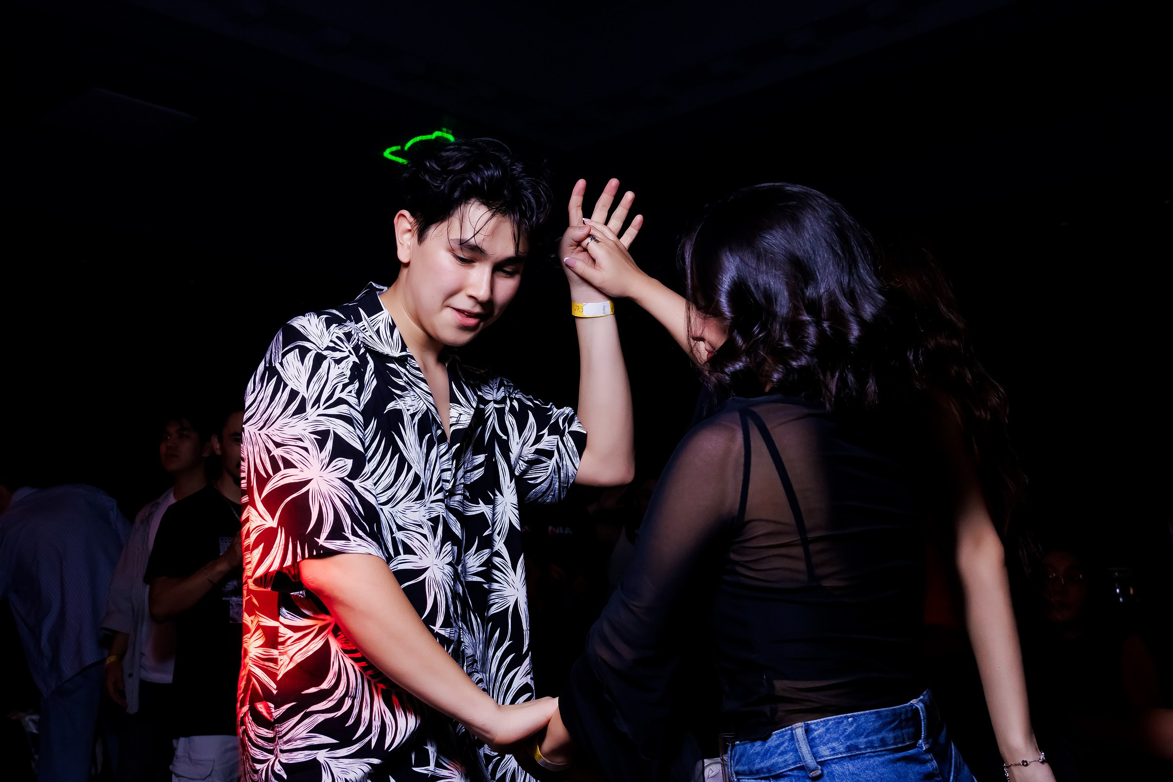 Bachata Party by Hola Dance. Репортажный фотограф в Алматы Каюпов Сержан