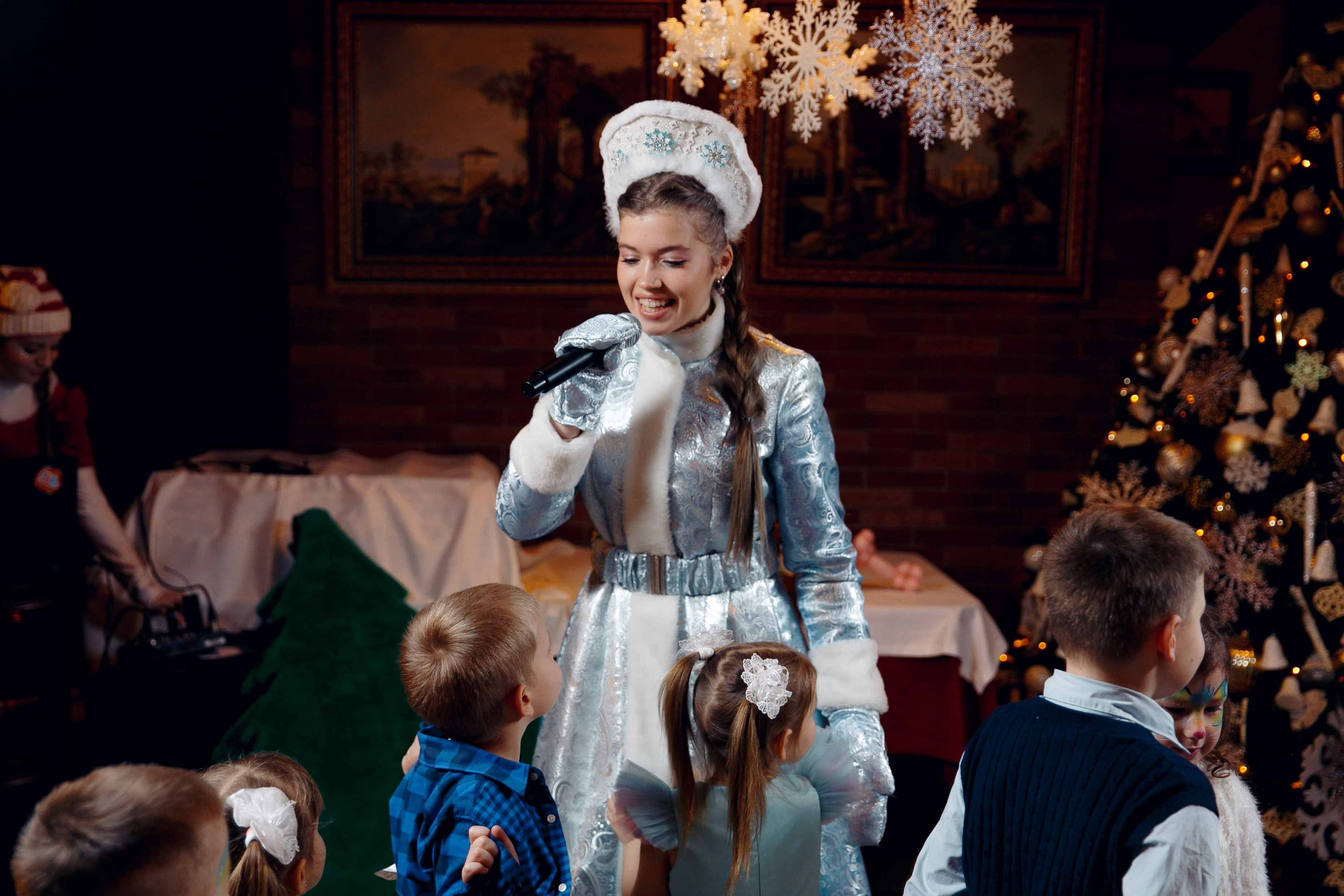 Елка в «Пенатах». Ваш репортажный фотограф Артемий Антонов