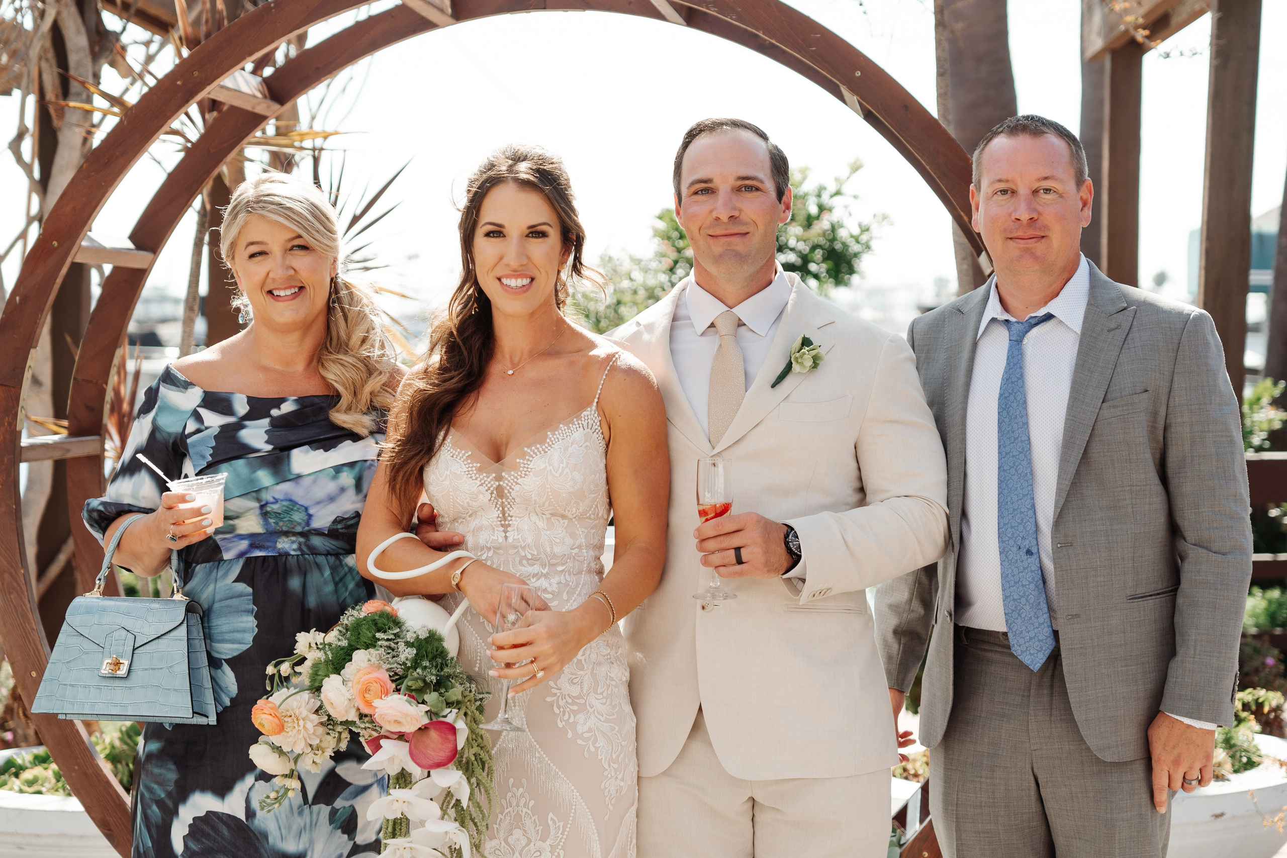 2025-08-16_BryanAmber. Ретушер Зенькевич Света