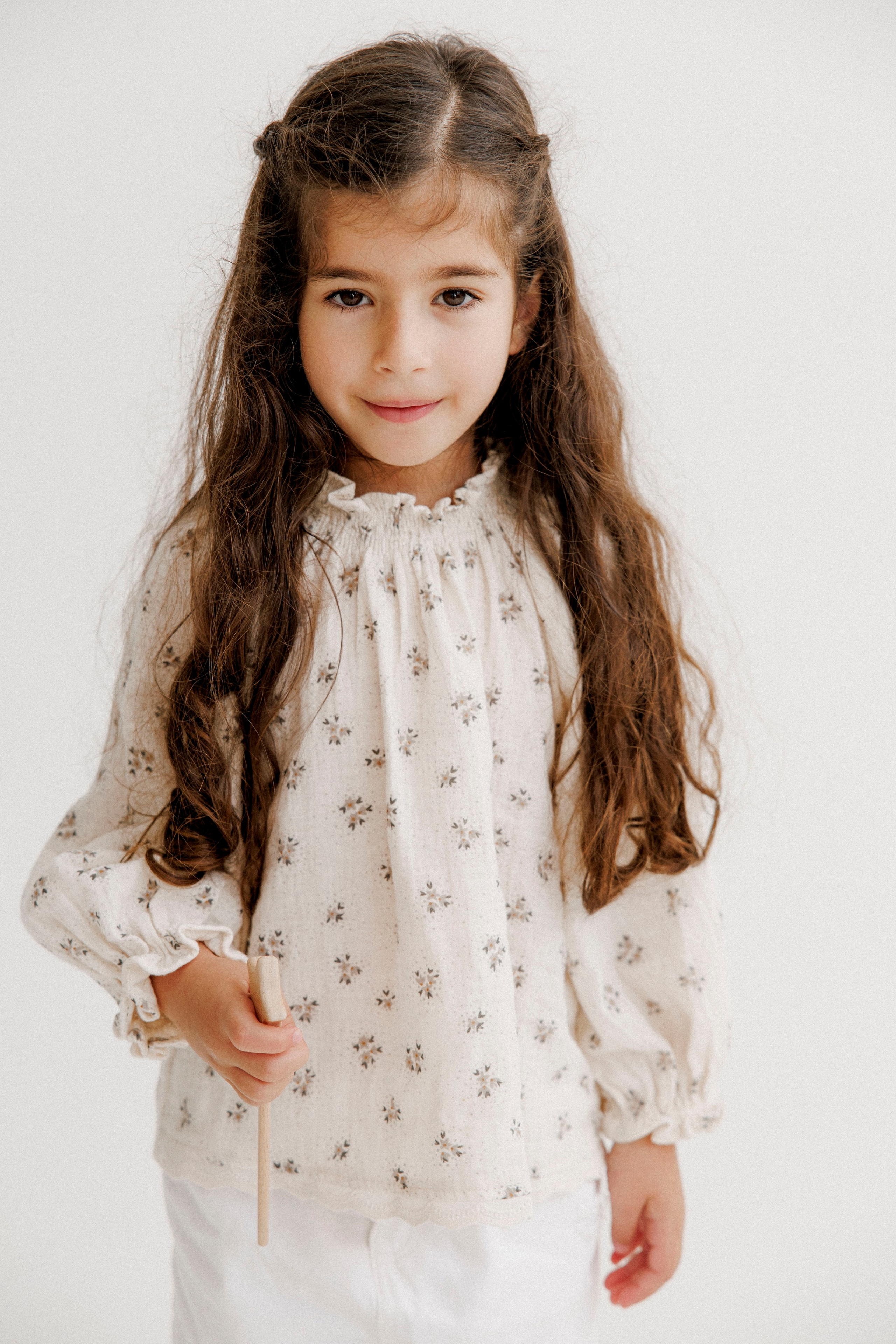 One year inside the White studio. Wedding and family photographer