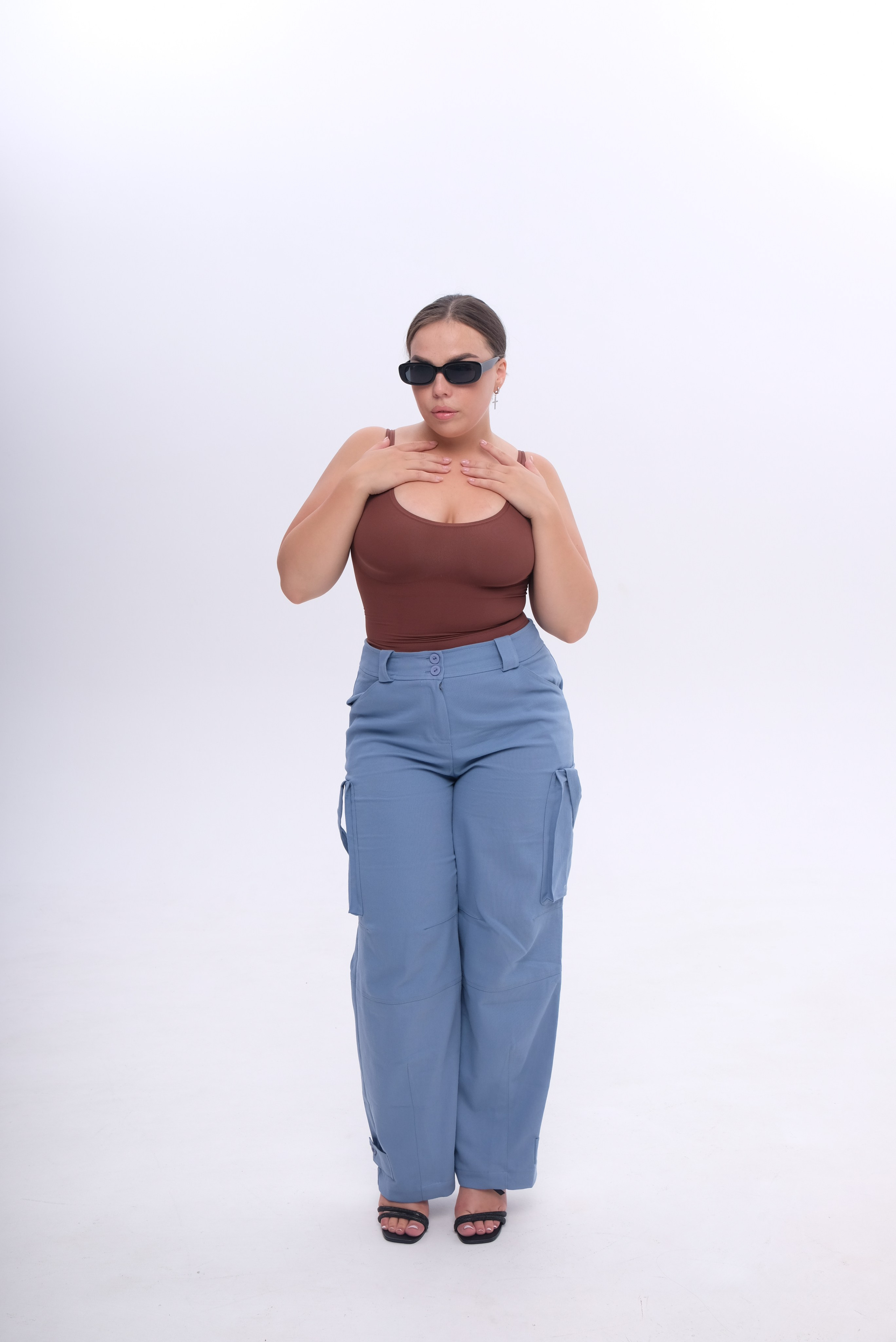 Полина, 50-52 р-р, 167 см. KED Production — продакшн из СПб. Создаём фото, видео и контент, который помогает брендам и селлерам продавать больше