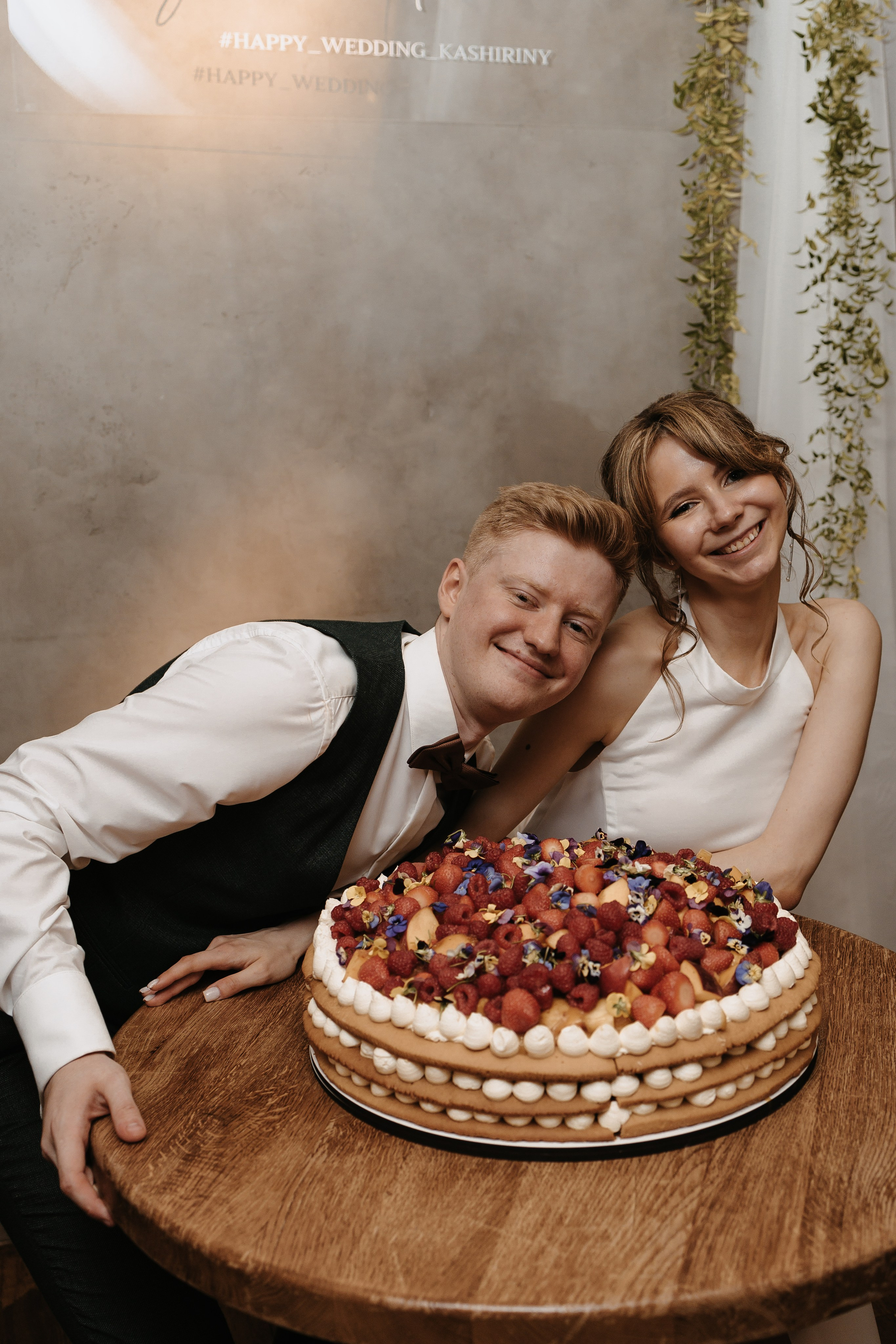 Илья и Ксюша (2024). Свадебный и семейный фотограф в Москве Яна Шувалова