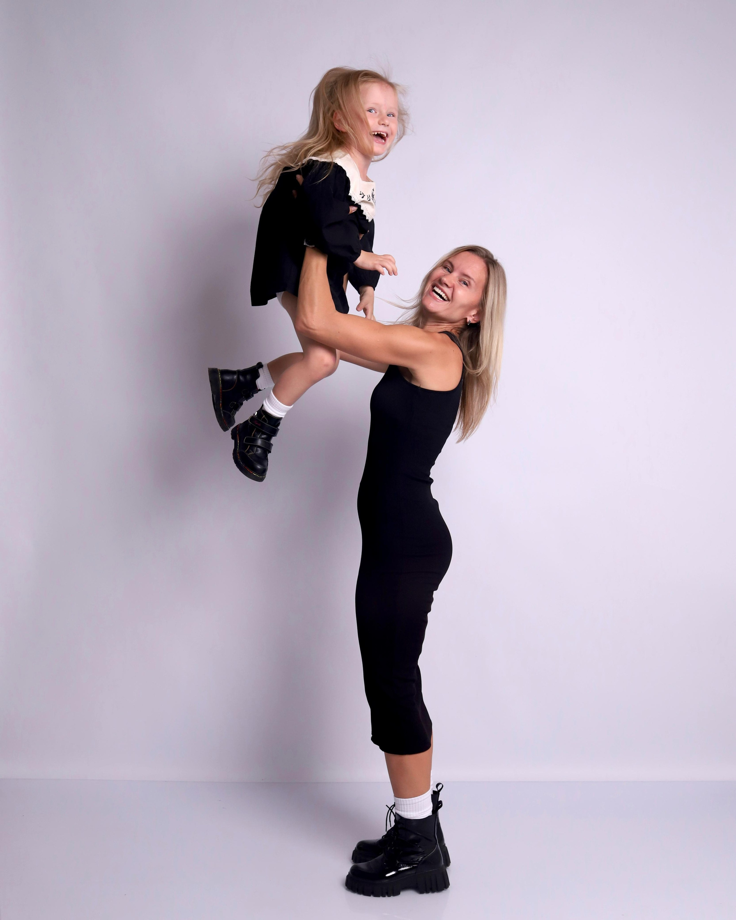 Реальные фотографии наших гостей. Фотостудия самообслуживания. Студия без фотографа в Твери