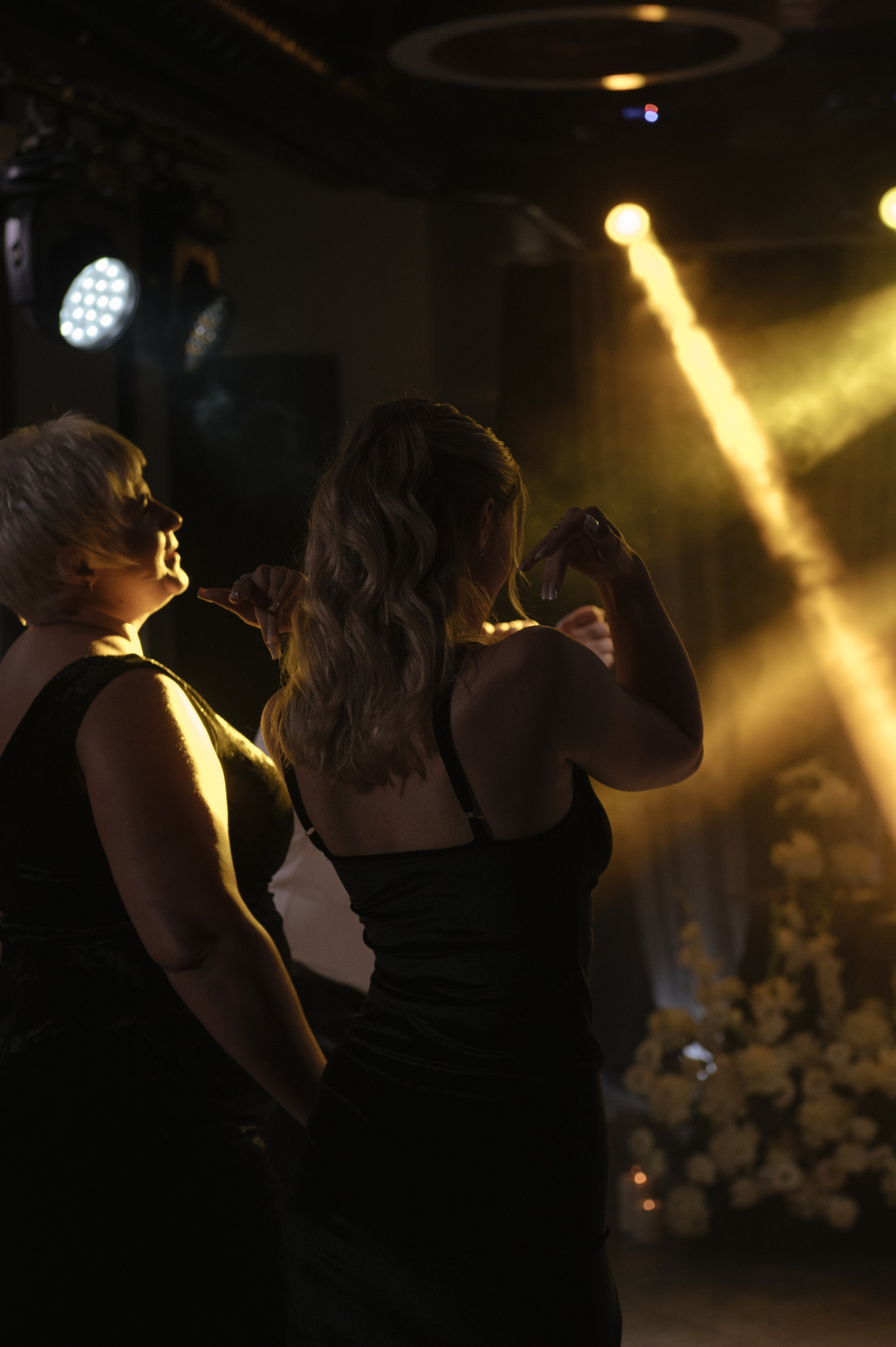 VS. Светлана Варфоломеева, женский и свадебный фотограф в Саратове