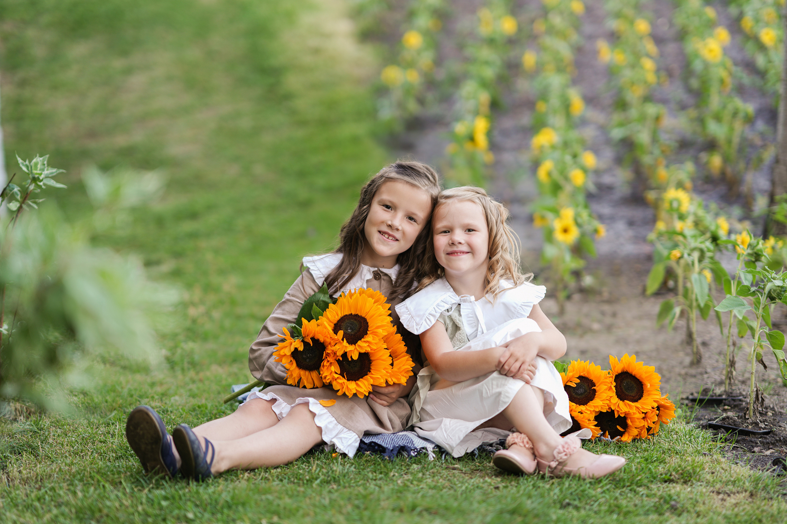 Семейная фотосессия с подсолнухами. Главная