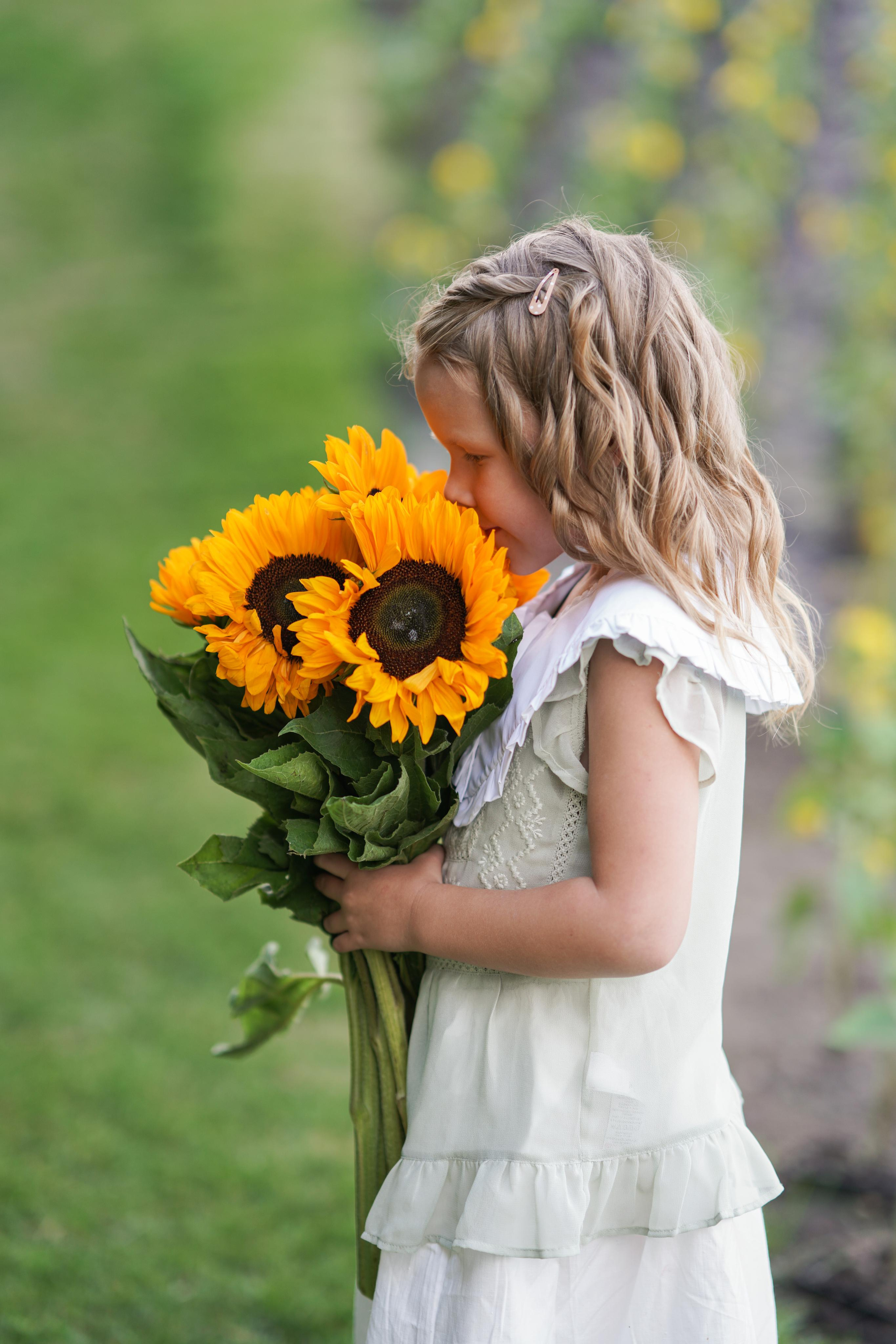Семейная фотосессия с подсолнухами. Главная