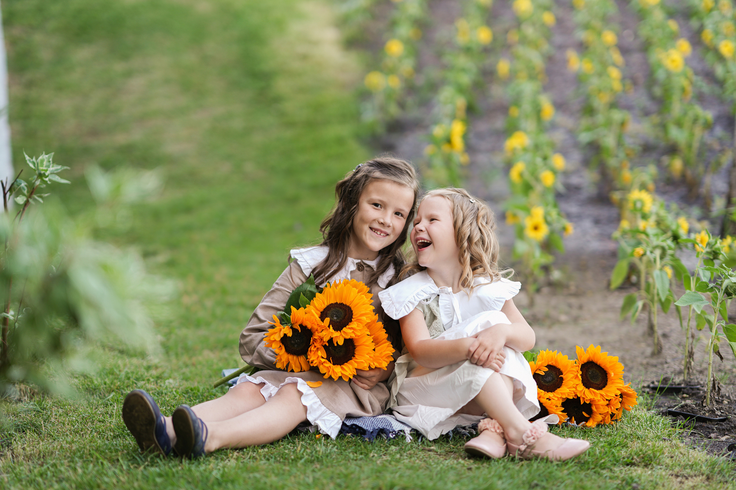 Семейная фотосессия с подсолнухами. Главная