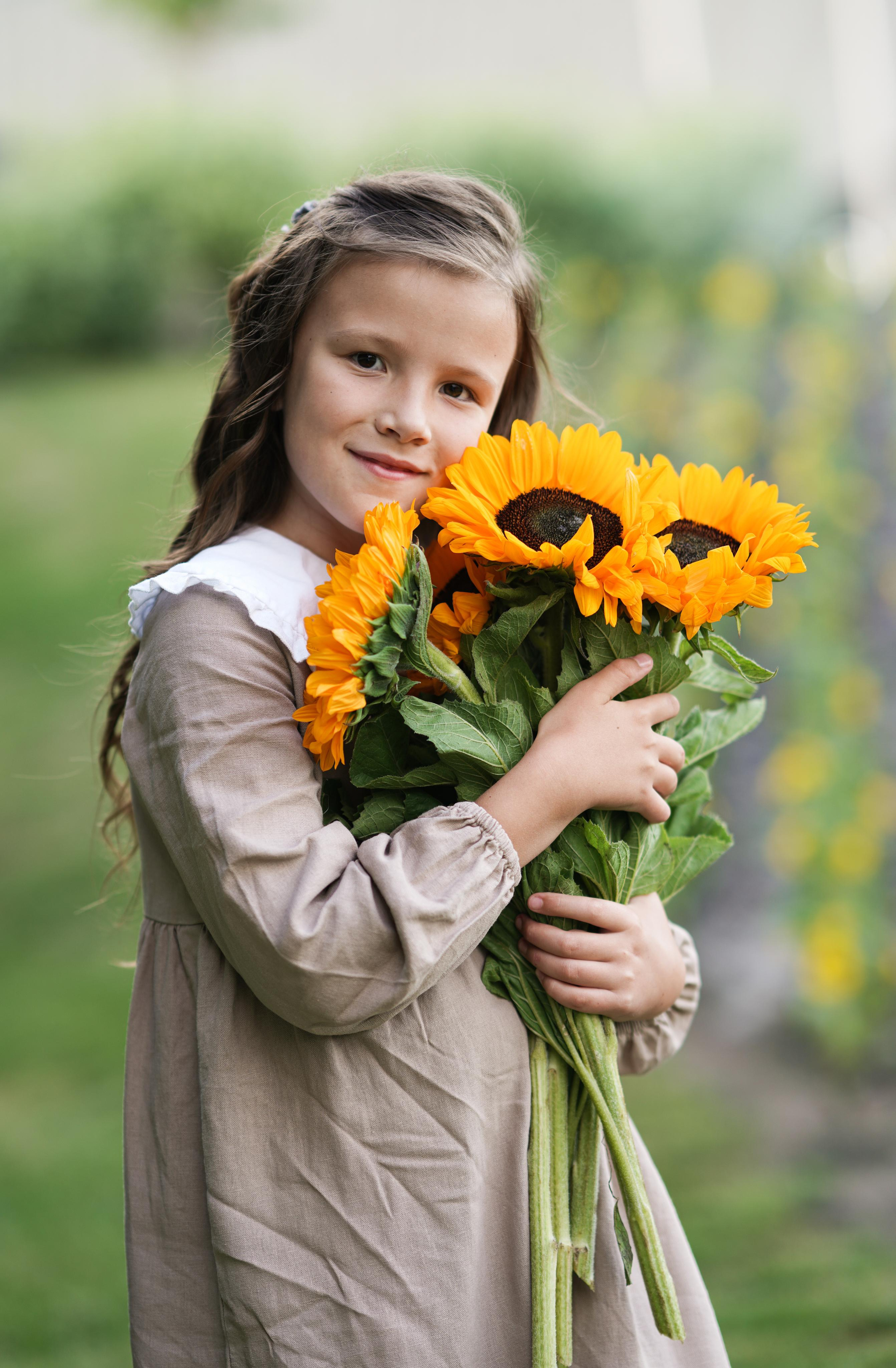 Семейная фотосессия с подсолнухами. Главная