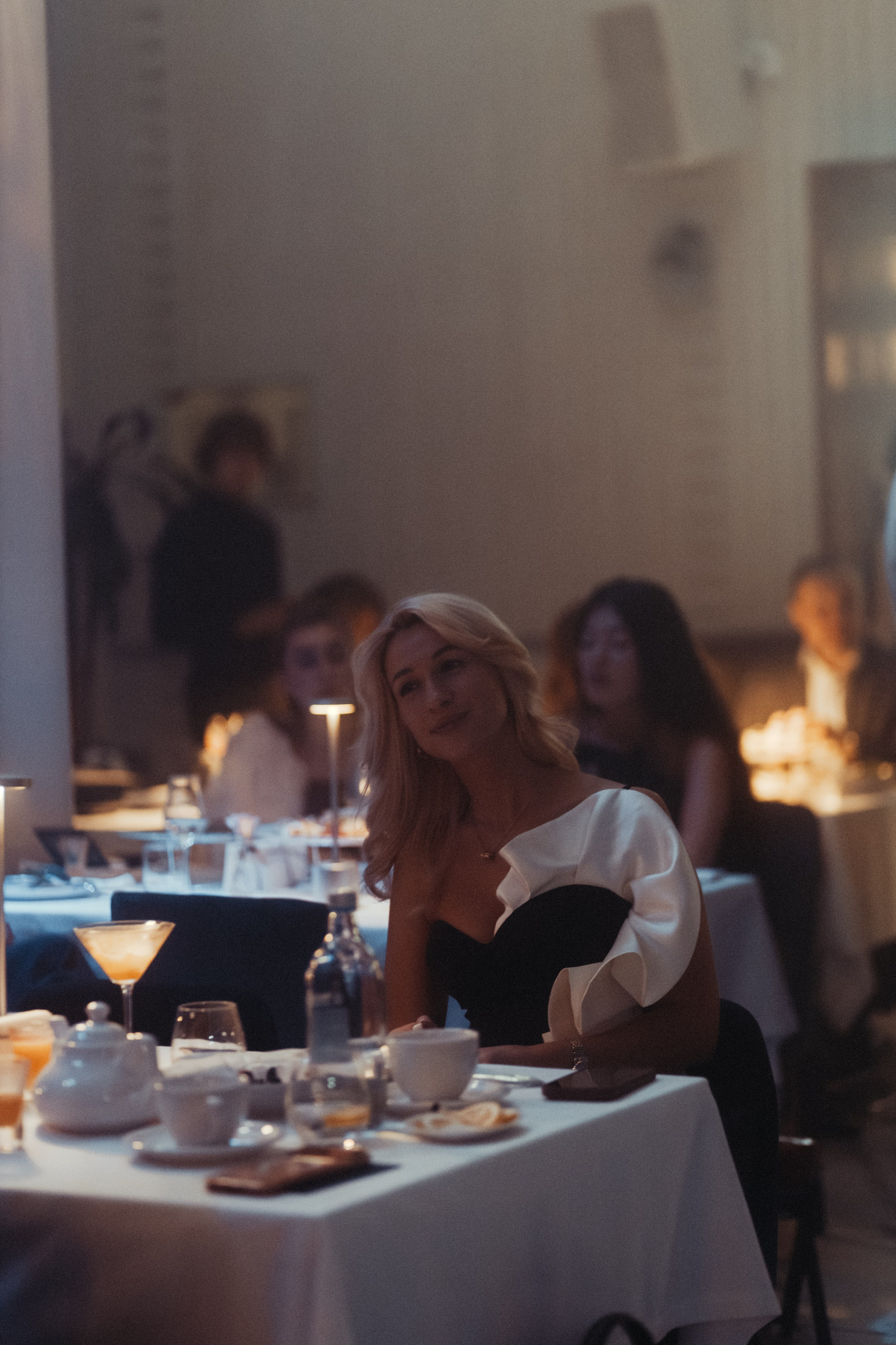 8 марта (воскресенье). BENUAR Restaurant