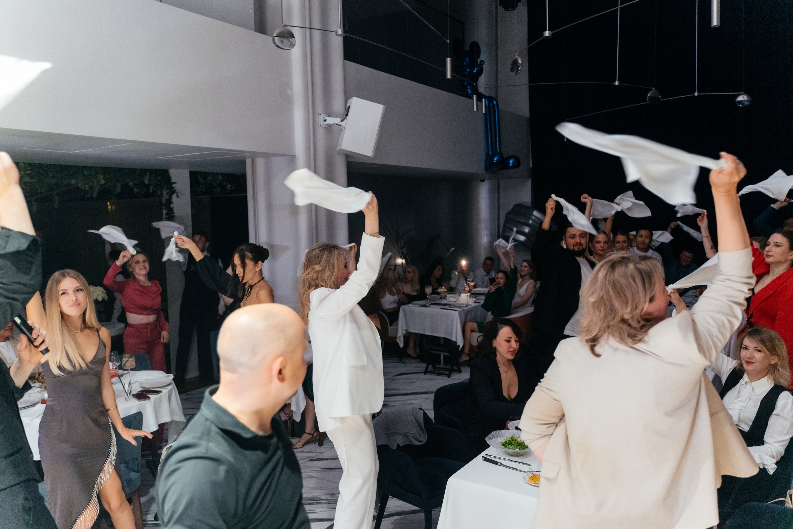 14 июня (пятница). BENUAR Restaurant