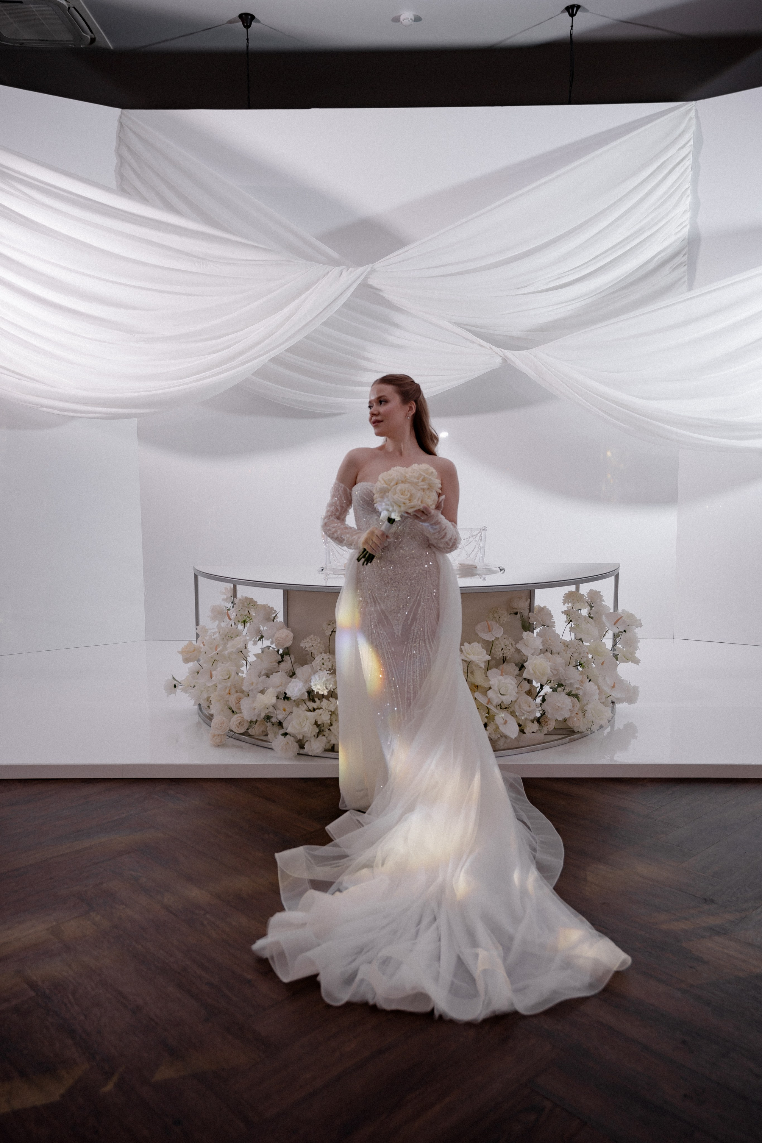 СВАДЕБНАЯ СЬЕМКА СБОРОВ В ОТЕЛЕ И ВЫЕЗД НА ЦЕРЕМОНИЮ (СНЯТО В СИБИРЕ В НИЖНЕВАРТОВСКЕ). Профессиональный фотограф, Санкт-Петербург — Виктория Богомолова