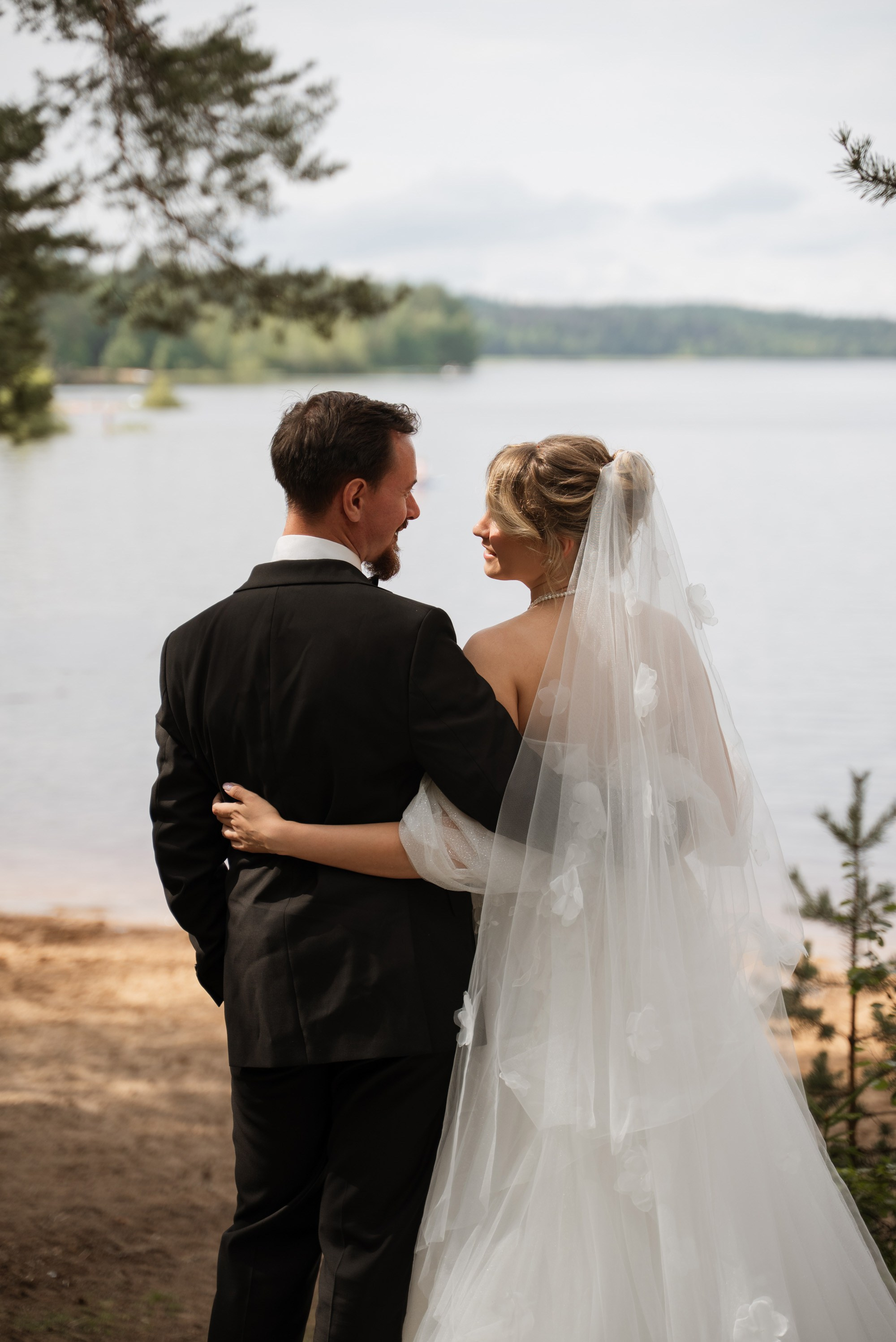 Роман и Таисия | 05.08.25. Свадебный фотограф в Санкт-Петербурге Владислава Тюльпина