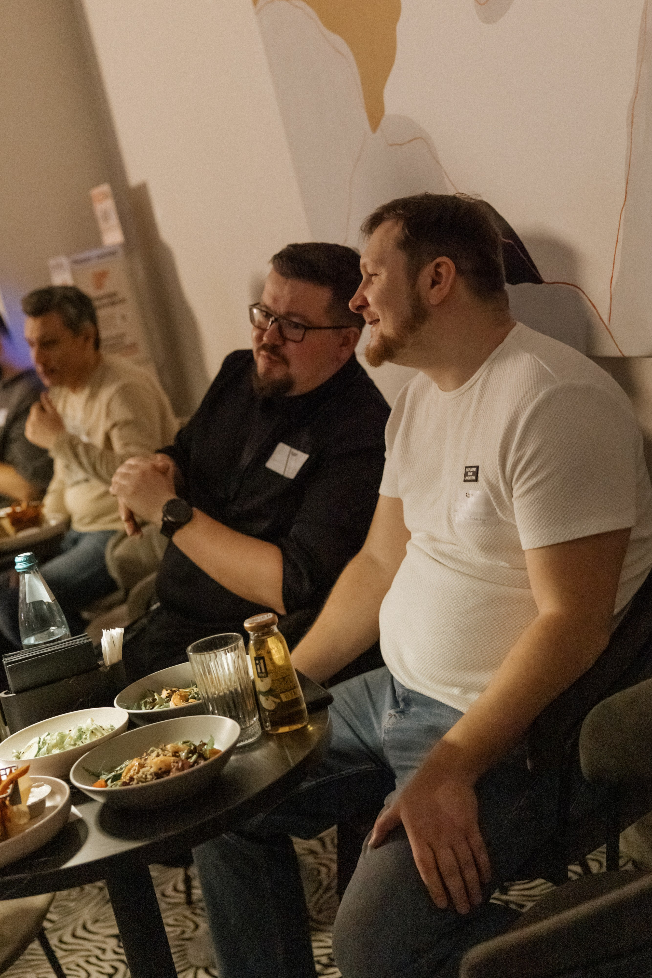 Очень сложные переговоры. South HUB