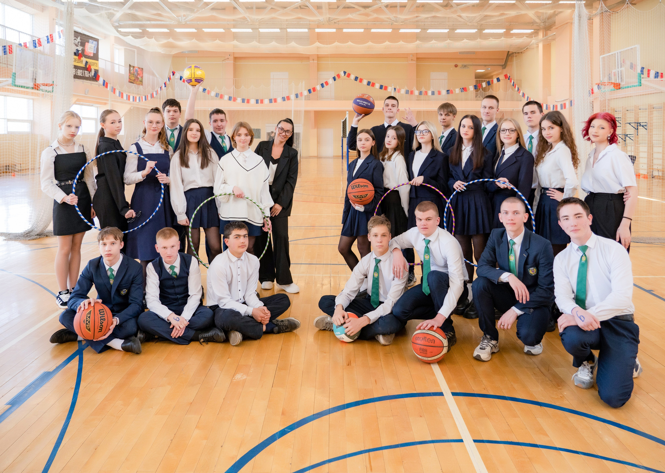 Альбом для учителя 9 «Е» класс, МАОУ школа № 69. Фабрика выпускных альбомов