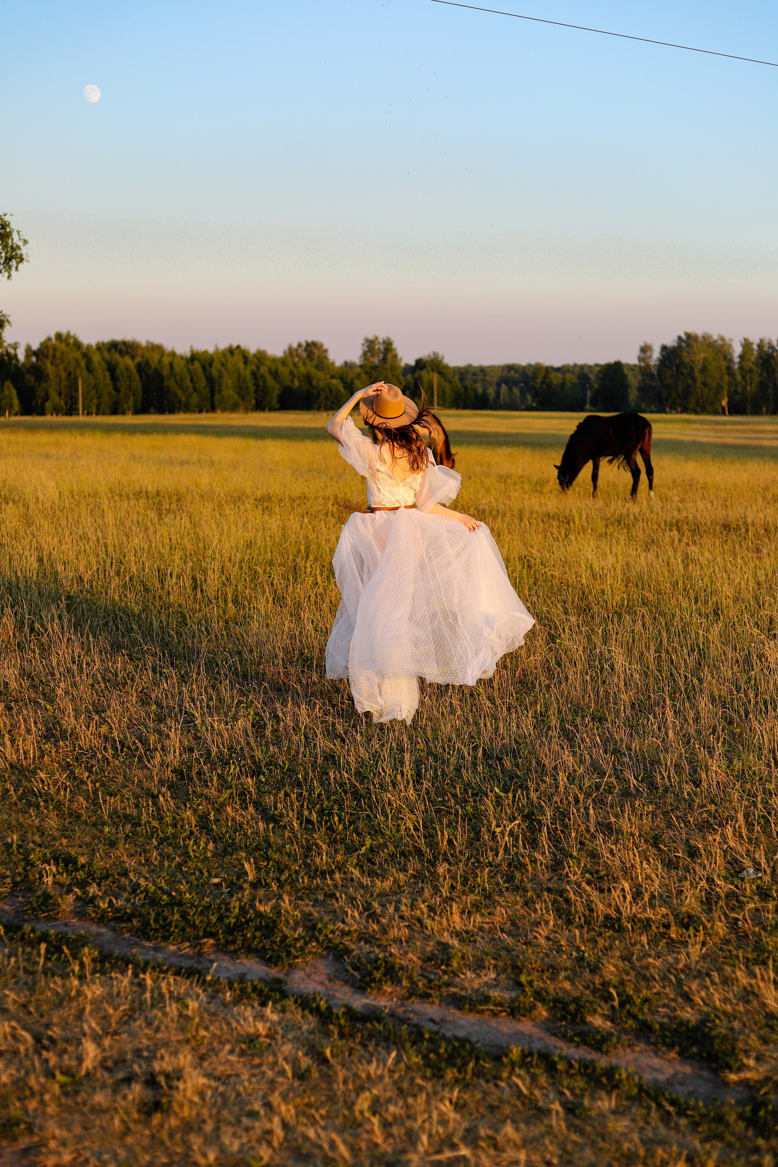 Поляна невест с дизайнером Nira fashion 08.08. Главная