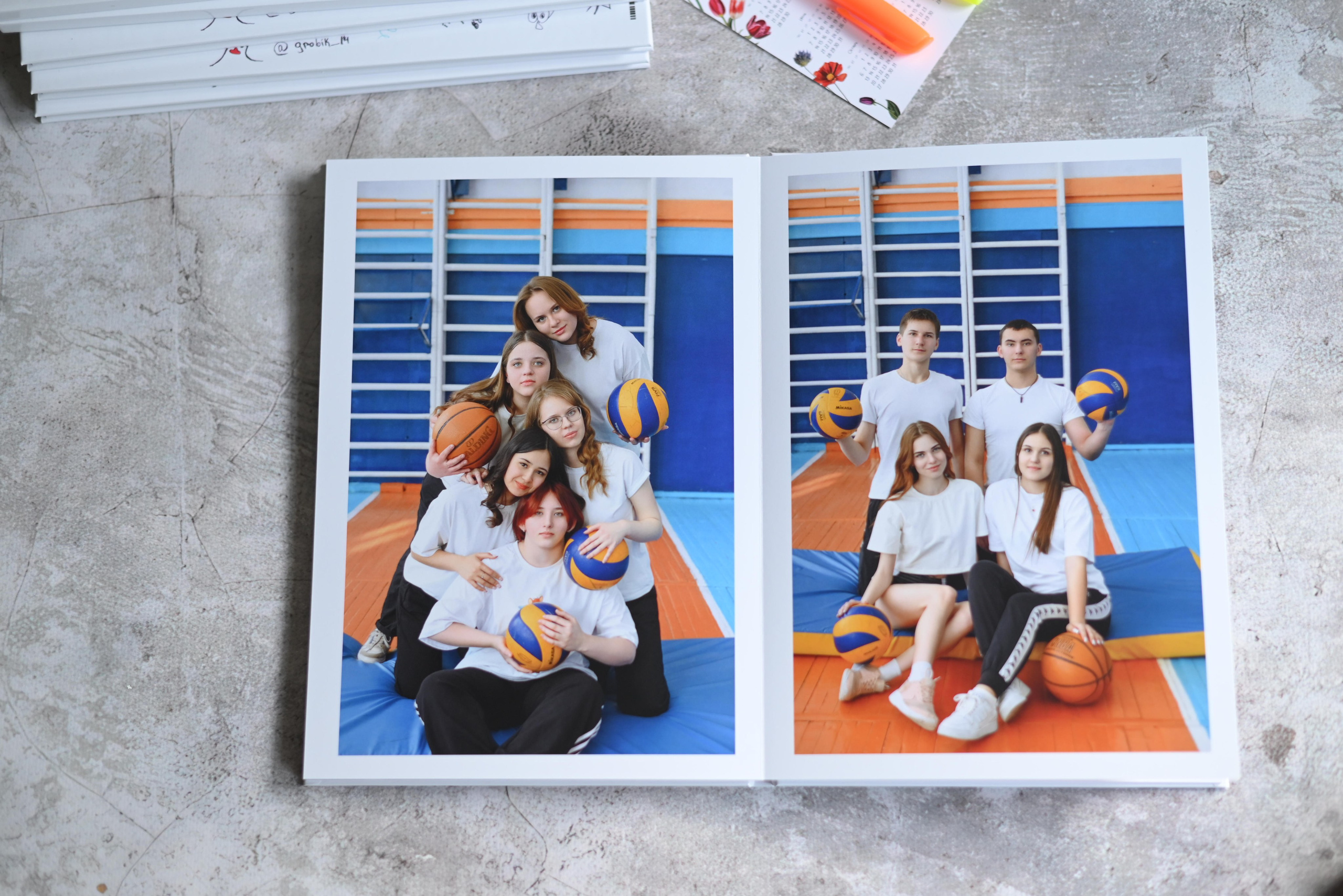 Выпускной альбом общей верстки 4-11 класс. Свадебный, семейный и школьный фотограф в Бийске Ксения Мамаева