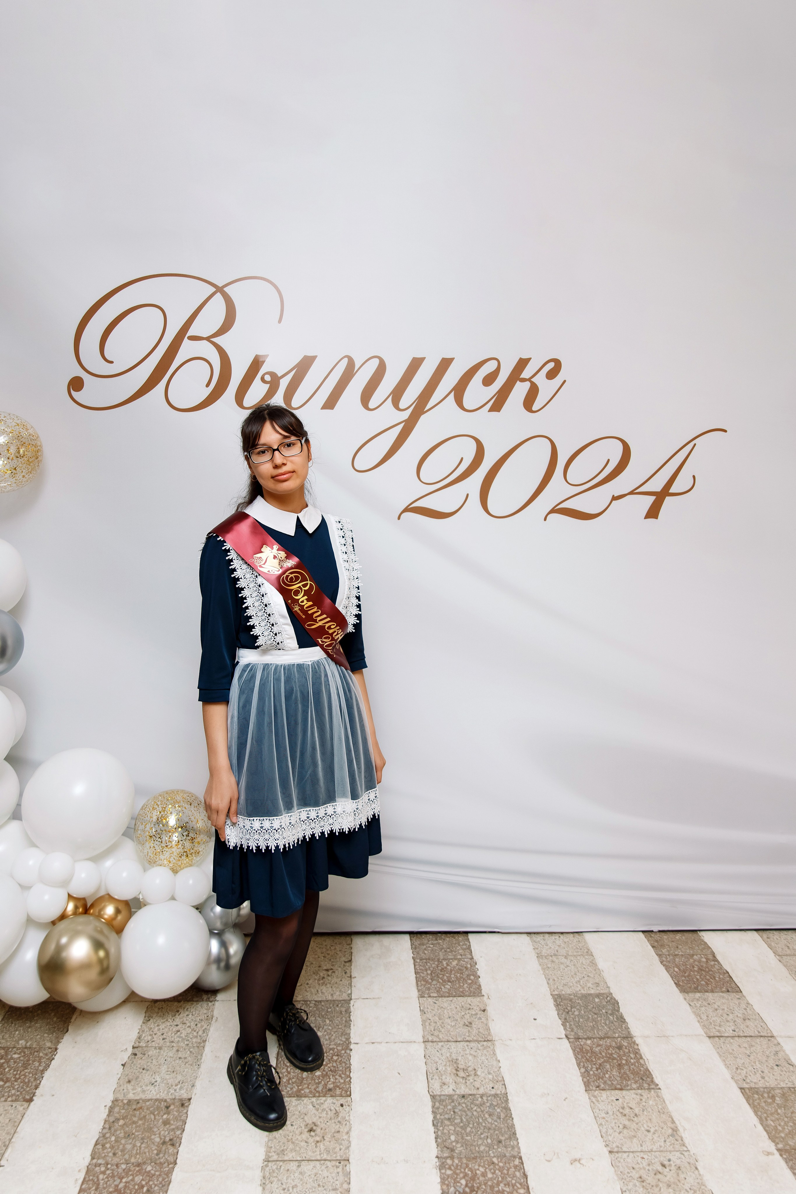 11 класс Последний звонок. Фотограф Любовь Корниенко, Примоский край