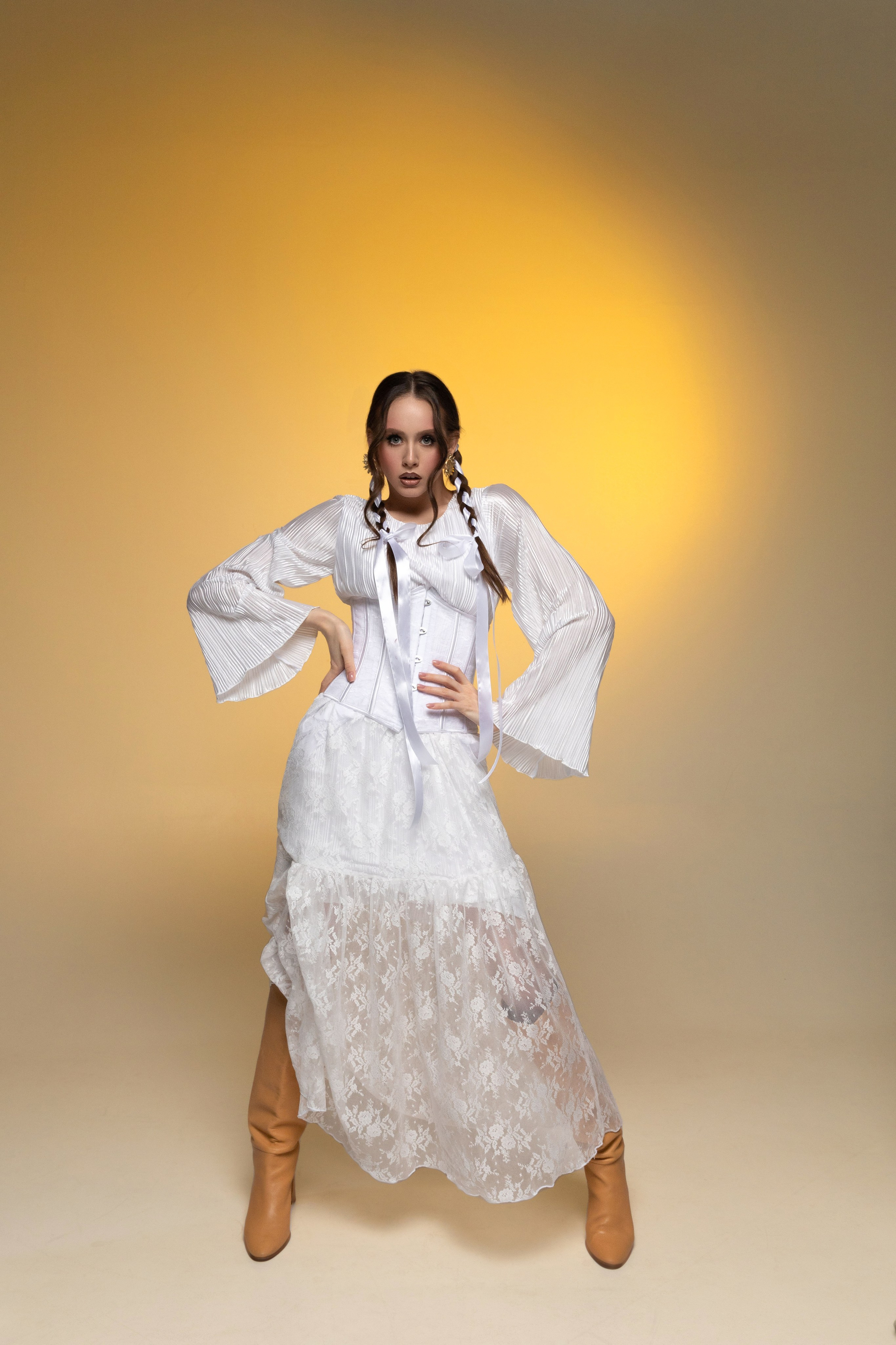 СЪЕМКА В СТУДИИ. Фотограф индивидуальных женских портретов и LOVEstory в Москве