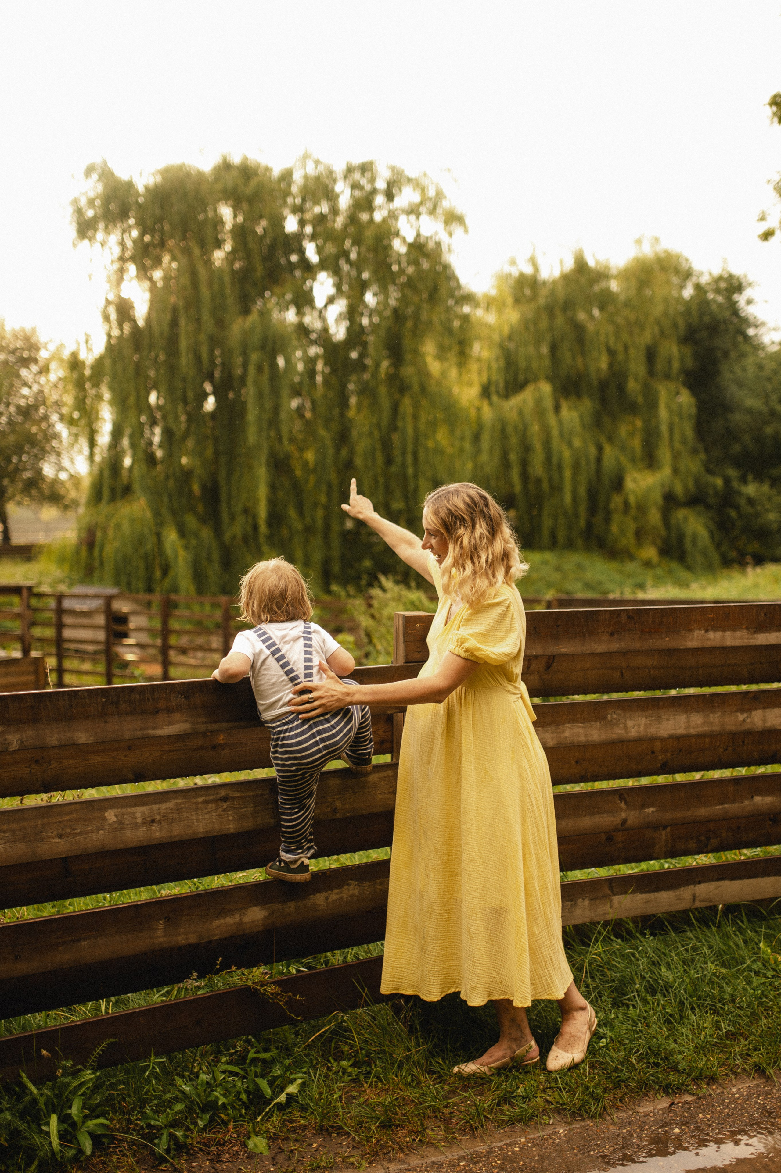 Фотосессия беременности мама и сын. Семейная фотосессия Бутово Москва фотограф Алина Морщагина