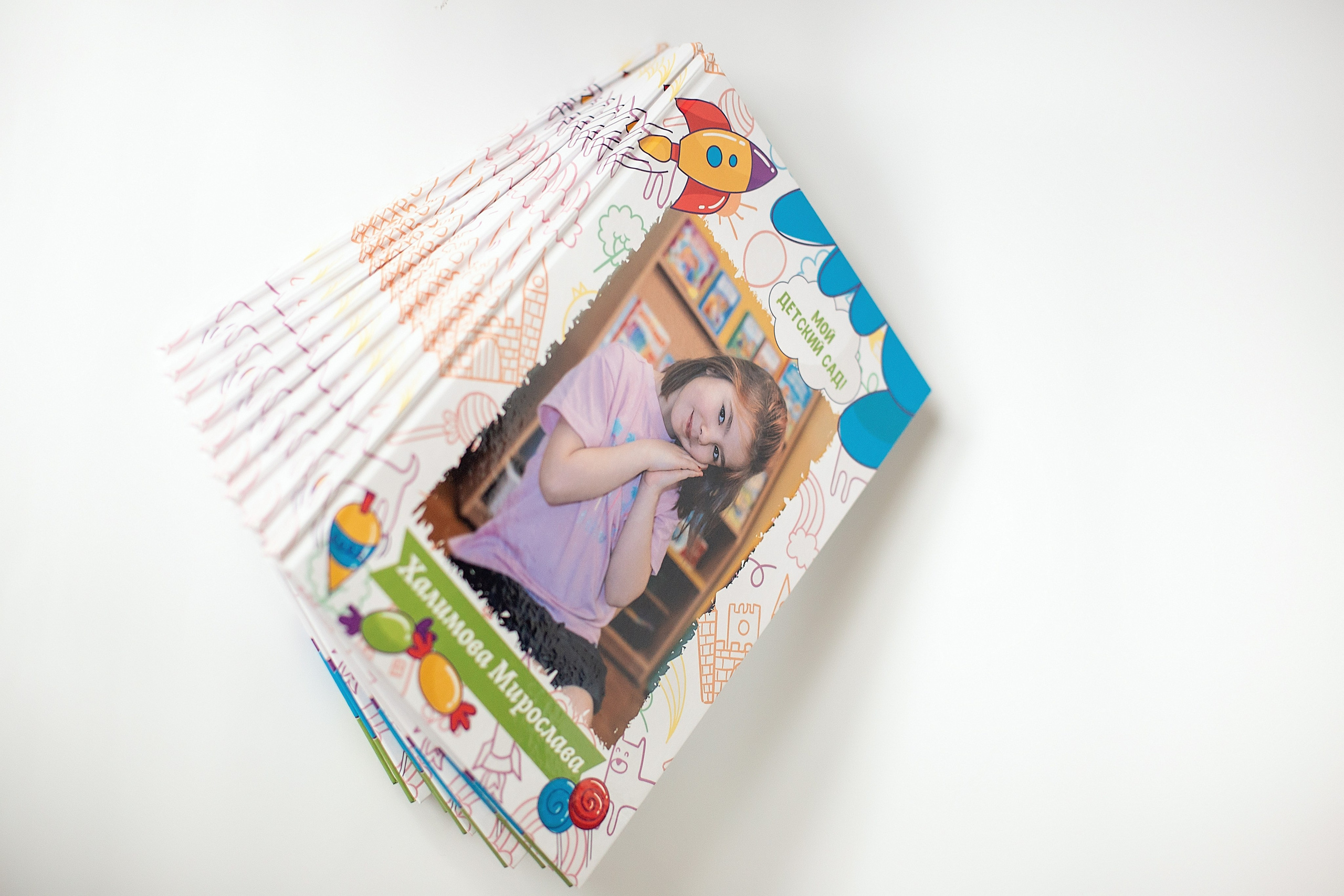 Выпускной фотоальбом 2025. Семейный фотограф в Санкт-Петербурге