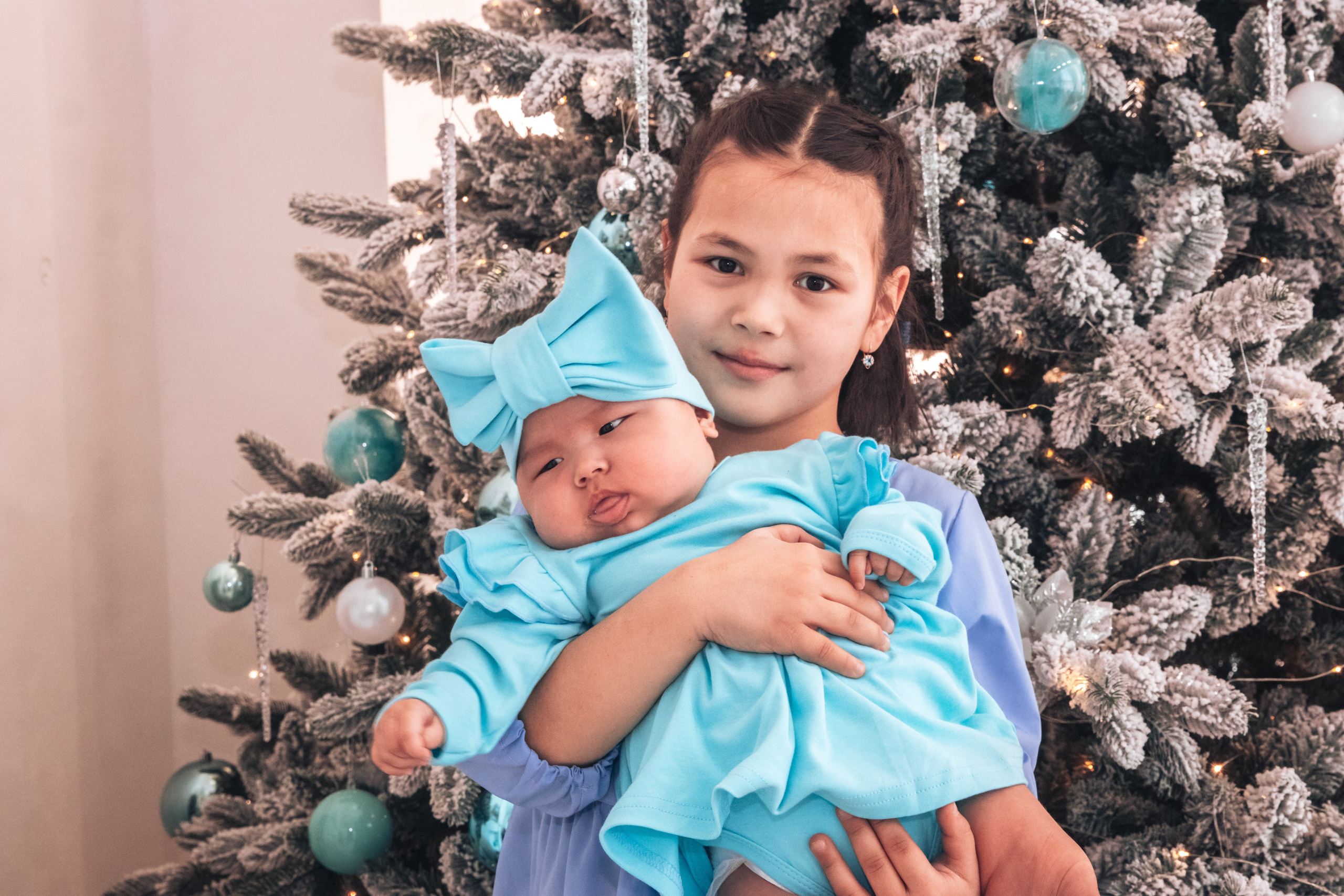 Съёмка прекрасной семьи в зале Лайт. PhotoMeet — Фотограф в Улан-Удэ