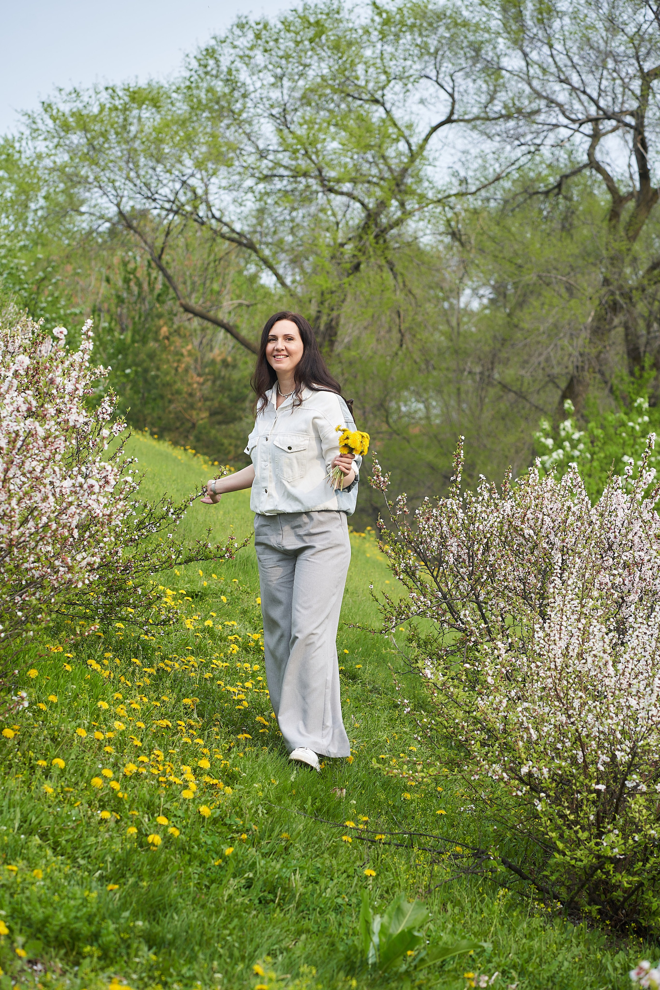 Прогулка в цветении. Анна Катасонова
