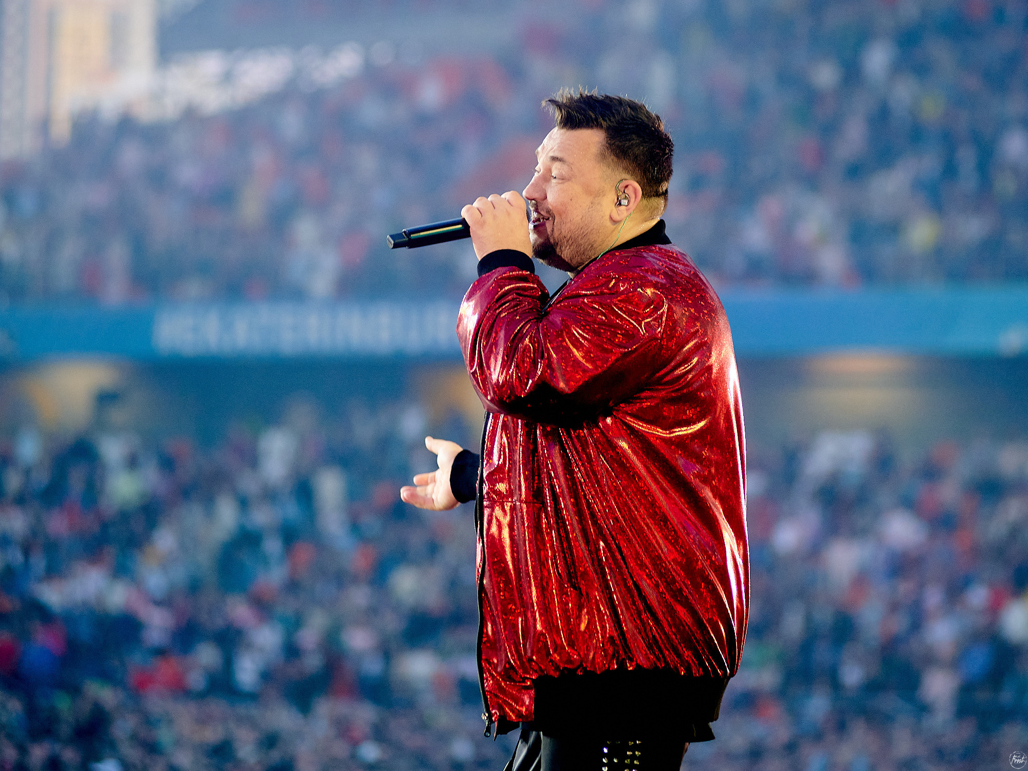 РУКИ ВВЕРХ!. Фотографии отовсюду и обо всем