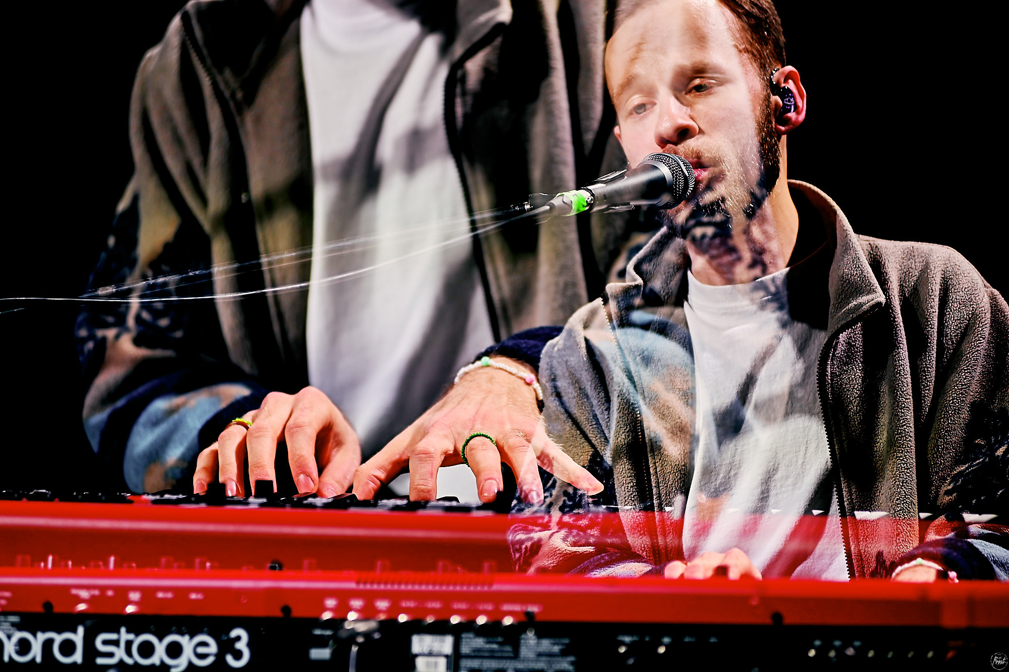 Лус Киндер. Фотографии отовсюду и обо всем