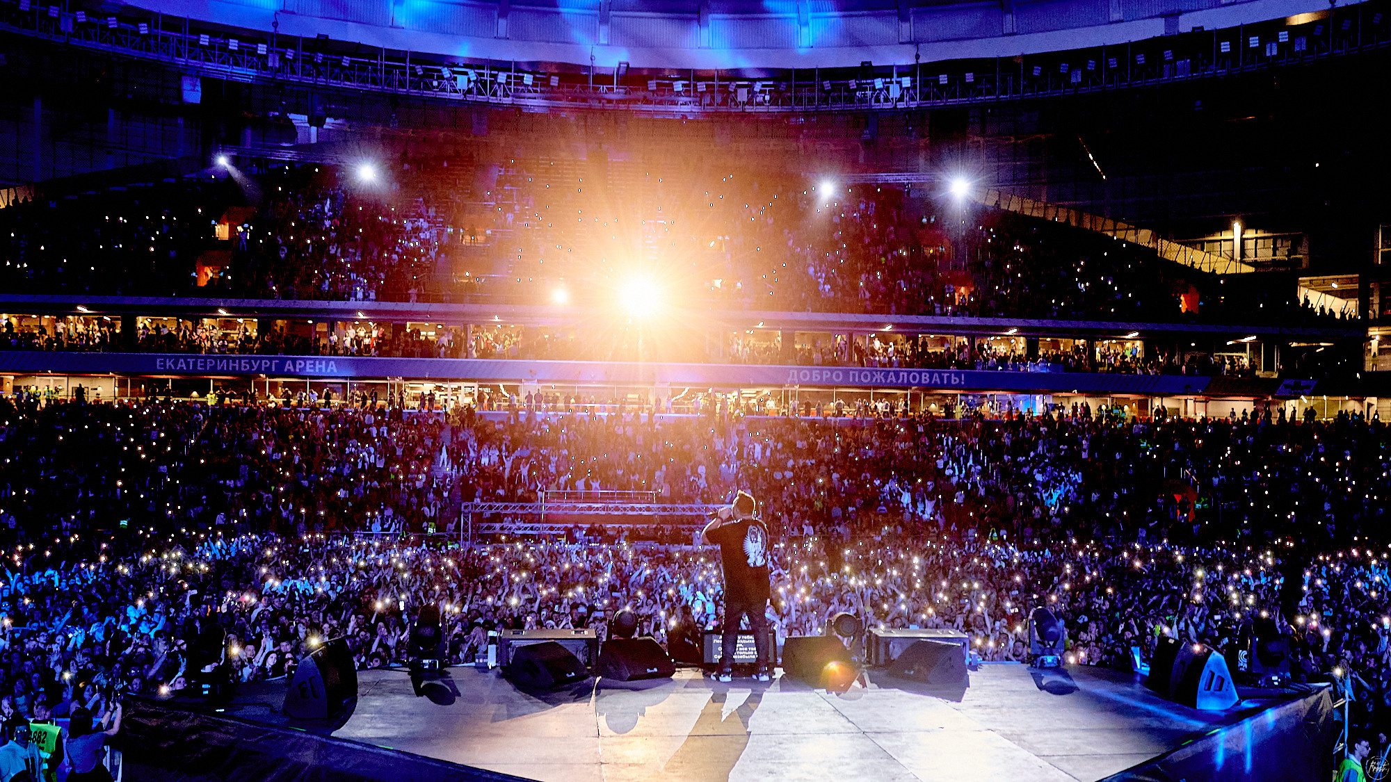 РУКИ ВВЕРХ!. Фотографии отовсюду и обо всем