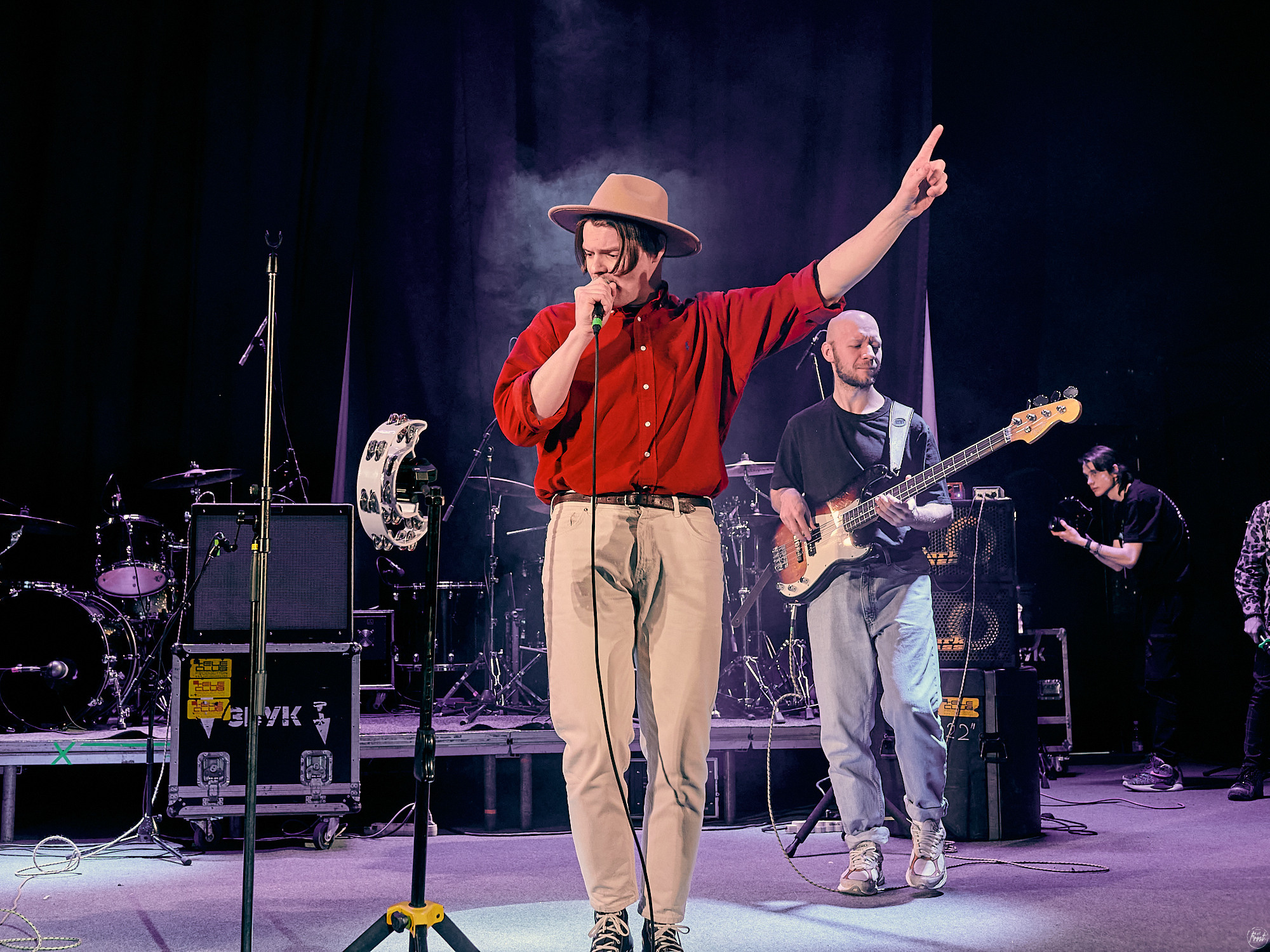 BRESDEN. Фотографии отовсюду и обо всем