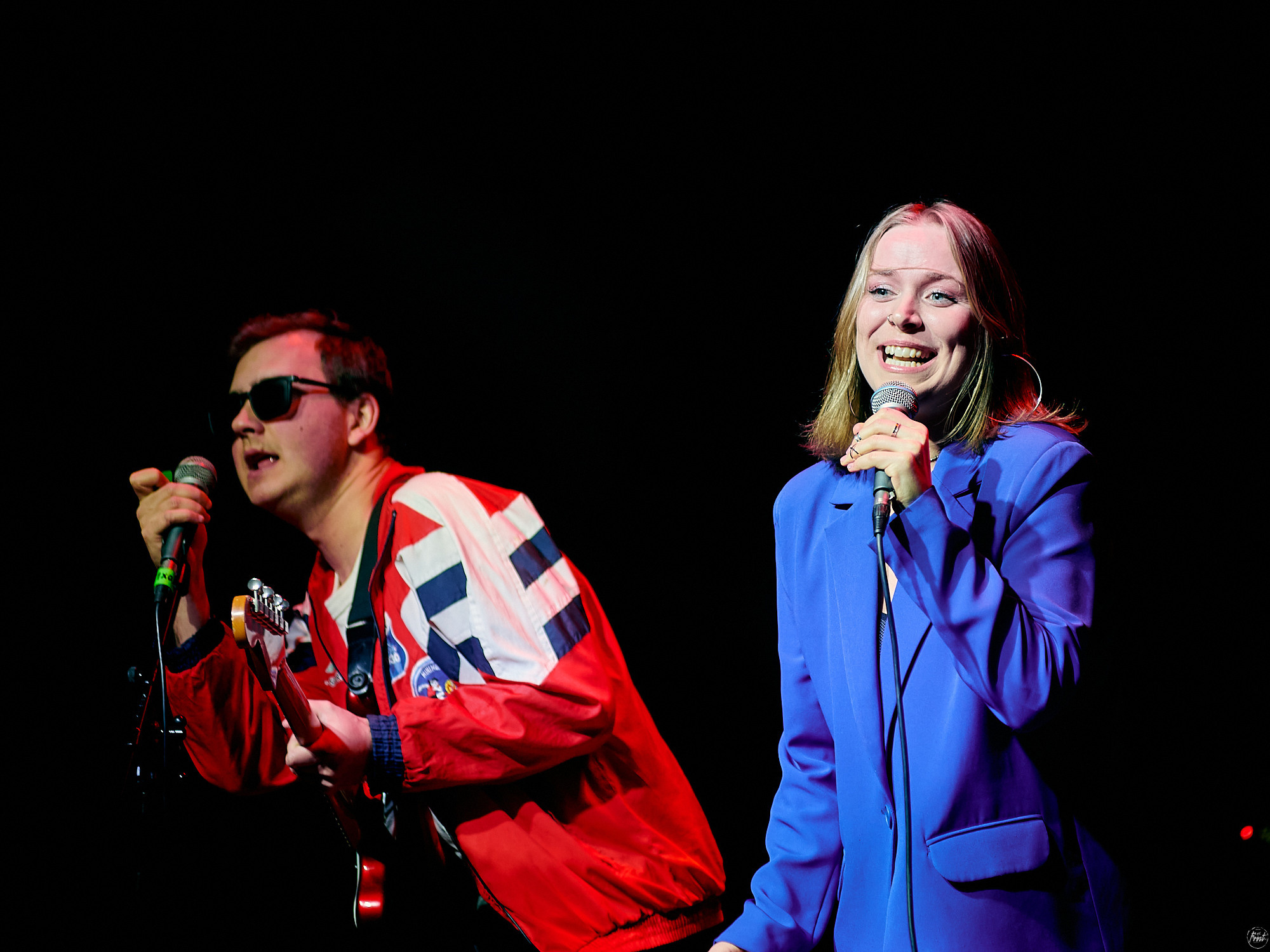 ИСПАНСКИЙ СТЫД. Фотографии отовсюду и обо всем