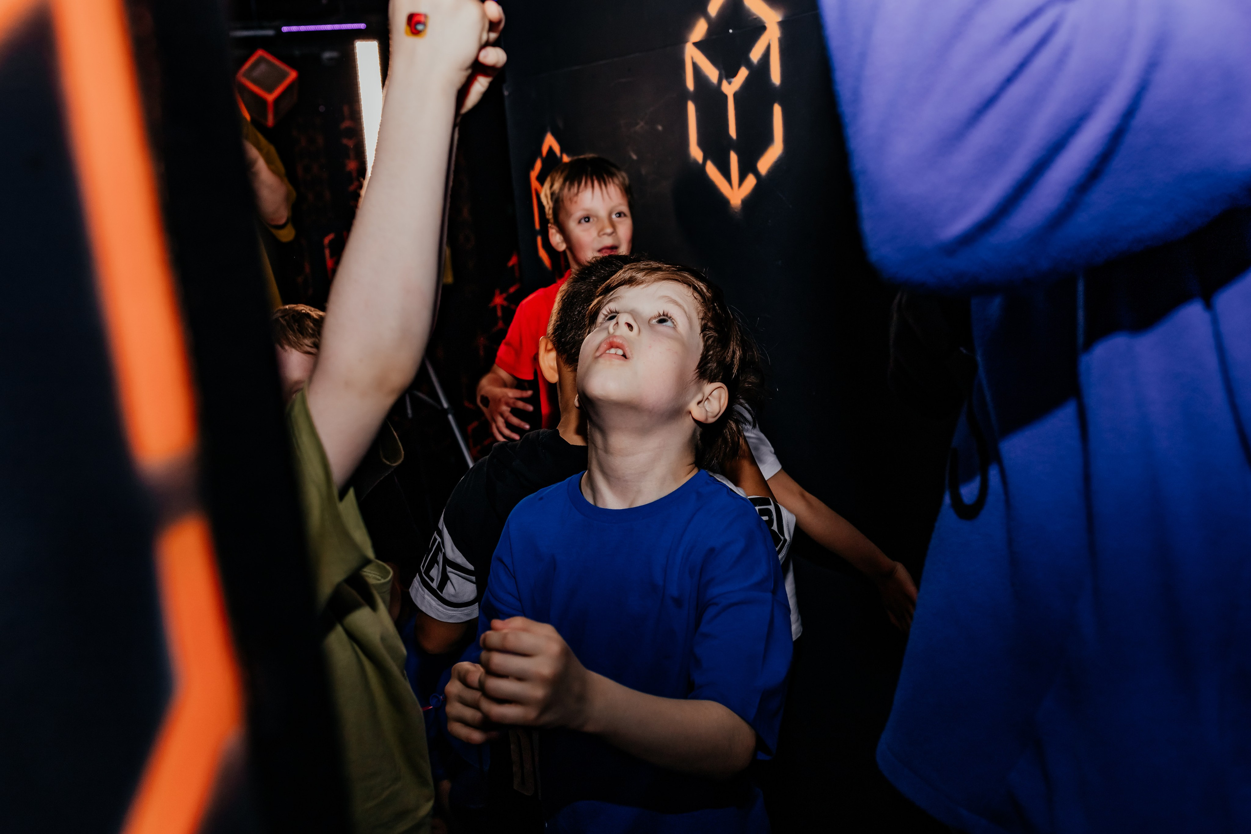 Артемию 7 лет. Семейный и домашний фотограф в Москве и МО Королева Валерия