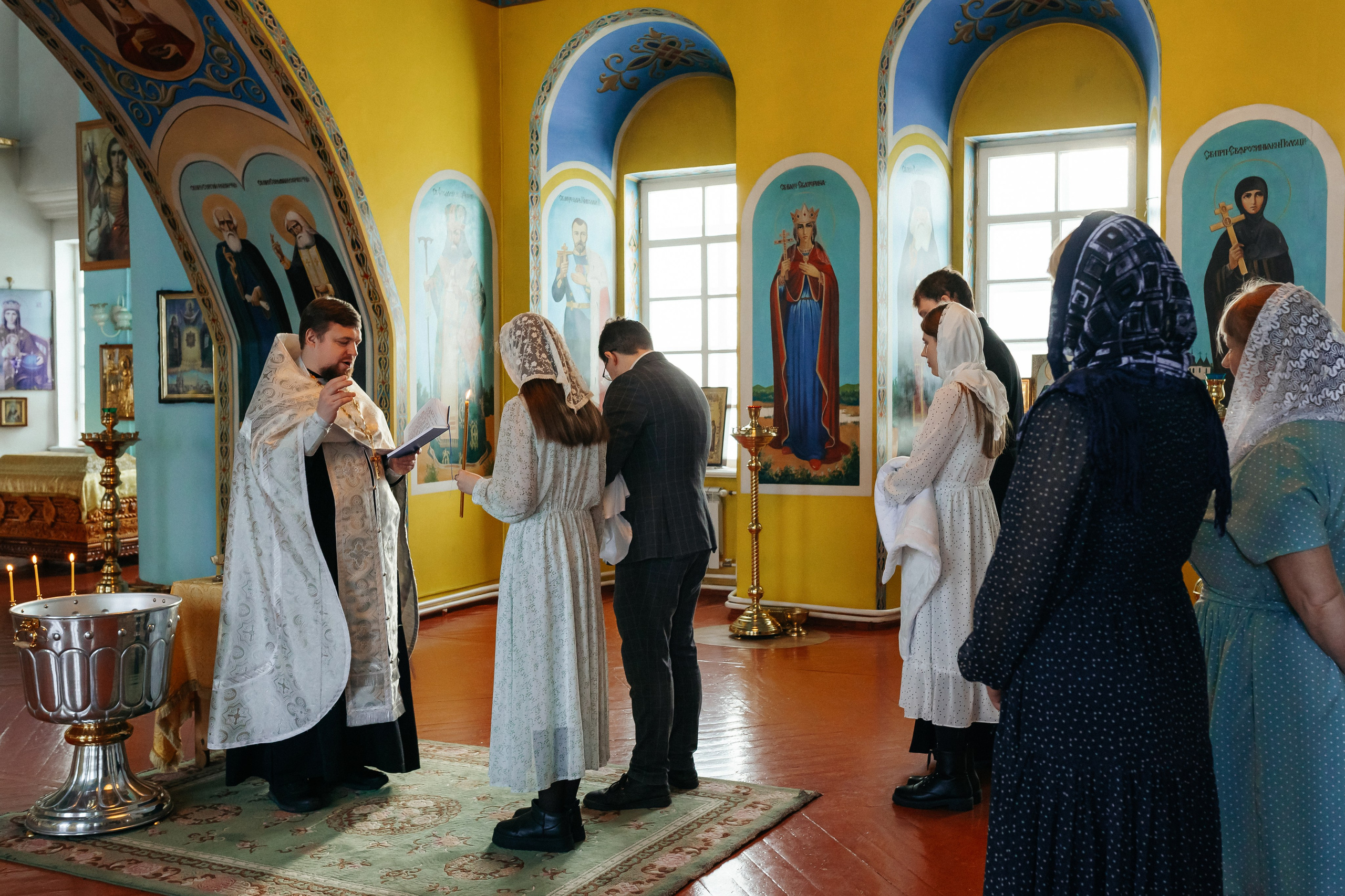 Фотосъемка крещения. Фотограф Ким Наталья в Красноярске