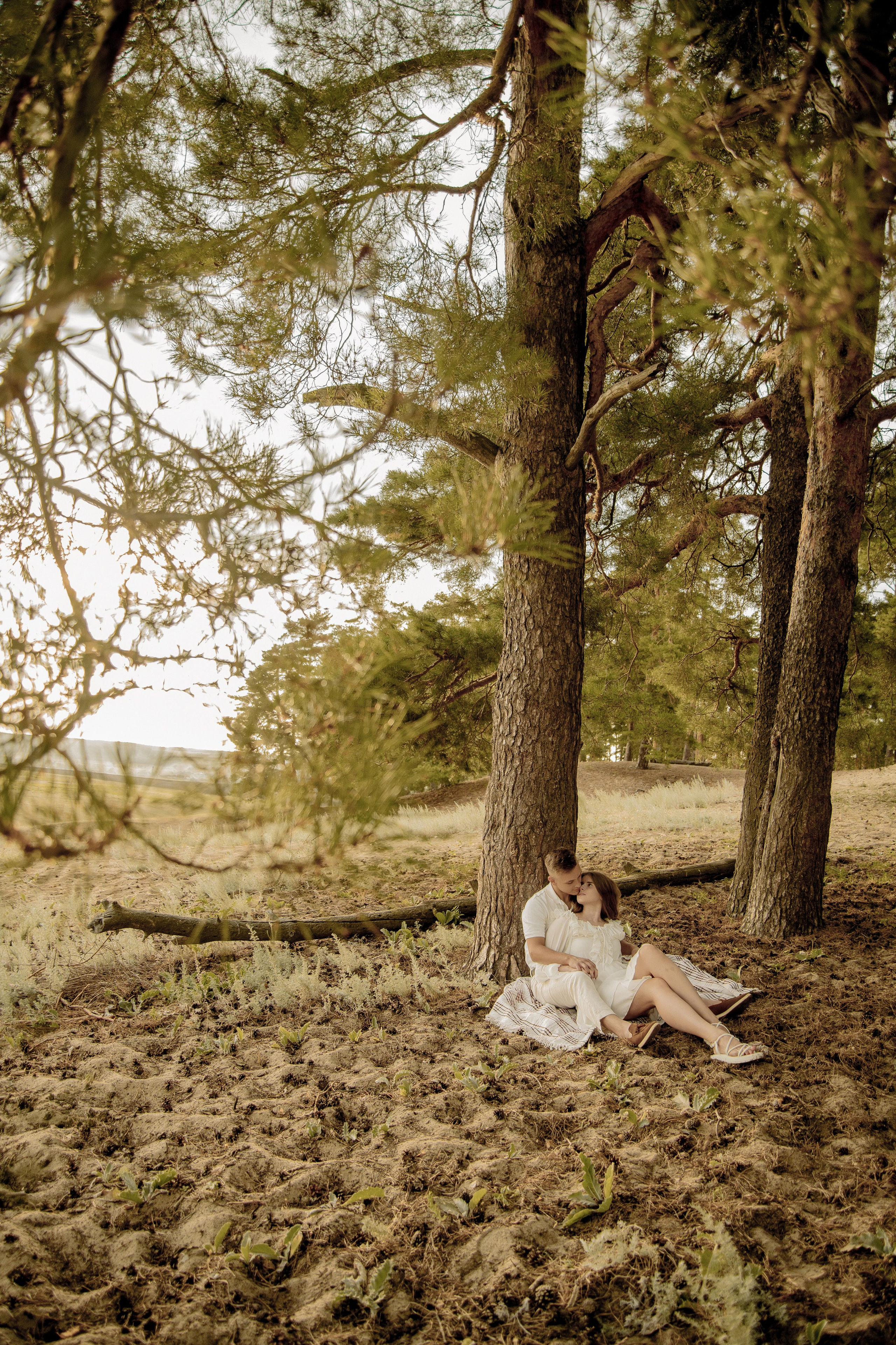 Любовь и желтые цветочки. Фотограф Мария Стрелкова