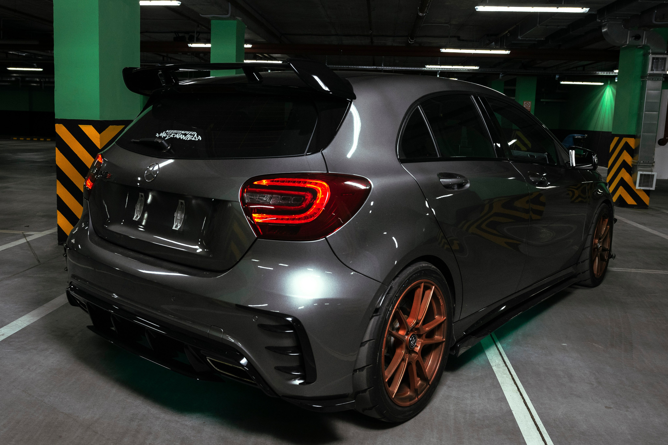 Mercedes-Benz A 45 AMG S. Портретный фотограф Москва Белогорцев Сергей