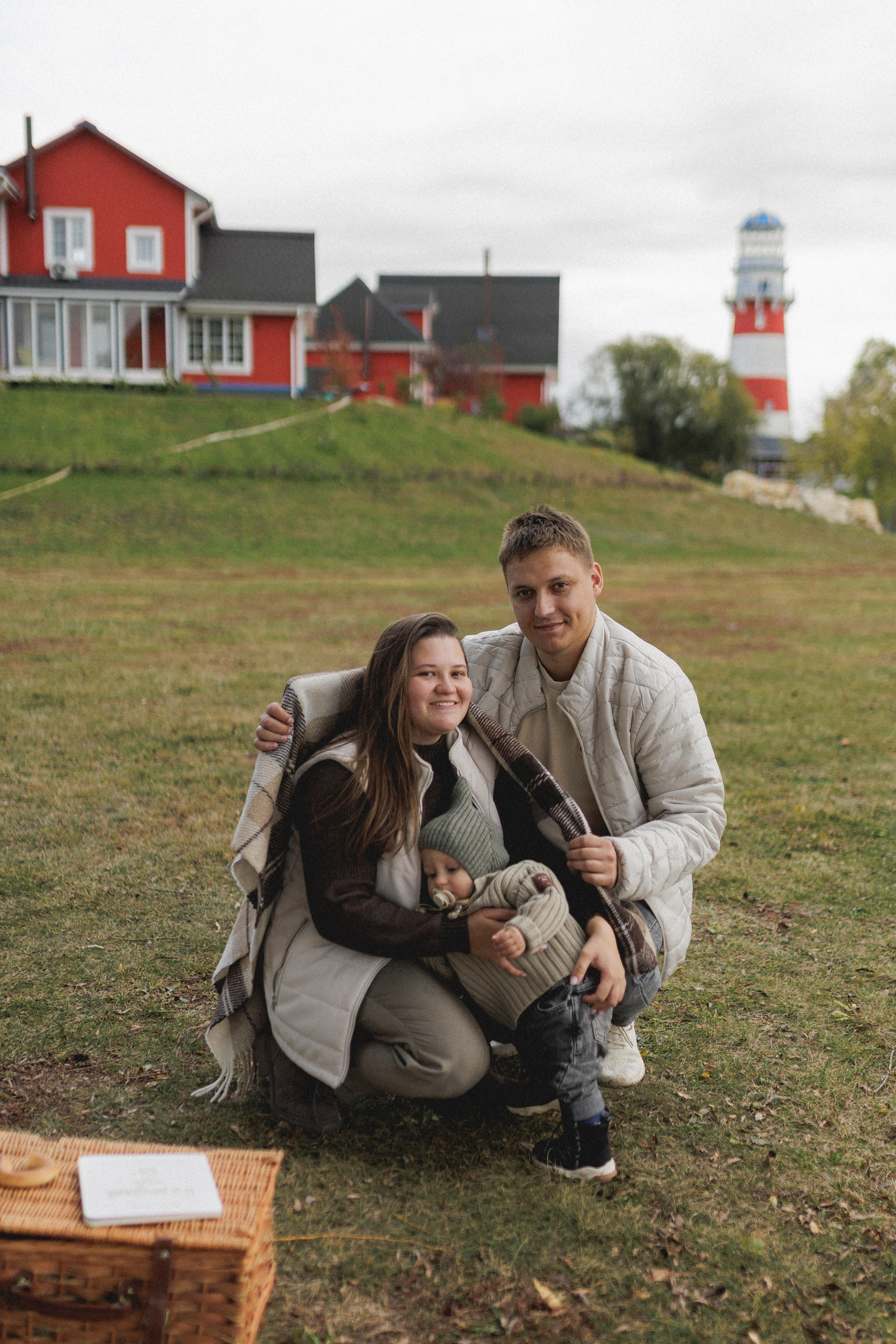 Семья.Маяк.Солнечный день. Семейный и детский фотограф в Рязани Васюгова Мария
