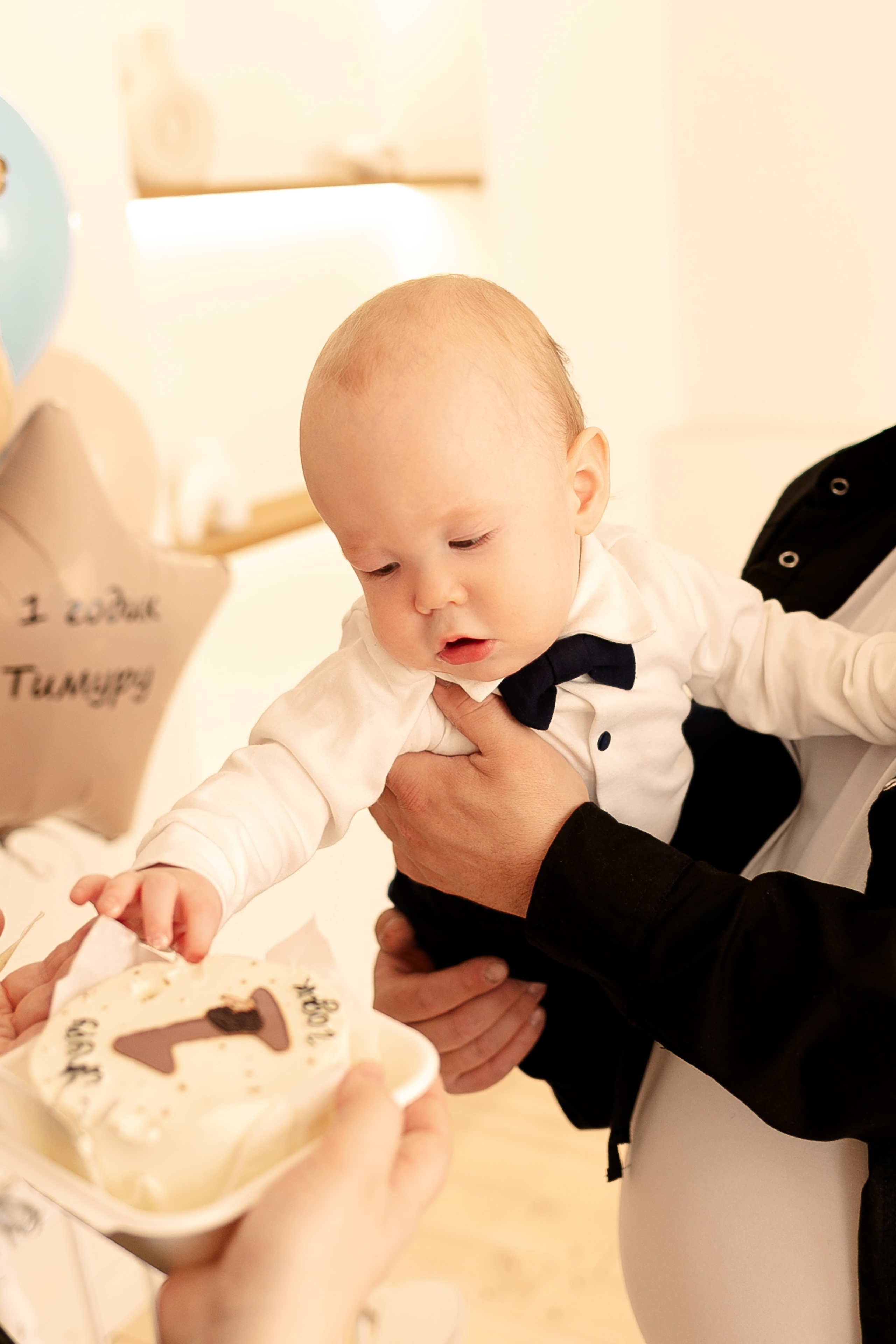 Тимуру 1 годик. Семейный фотограф Фотосессия беременности  Екатеринбург Елена Луткова