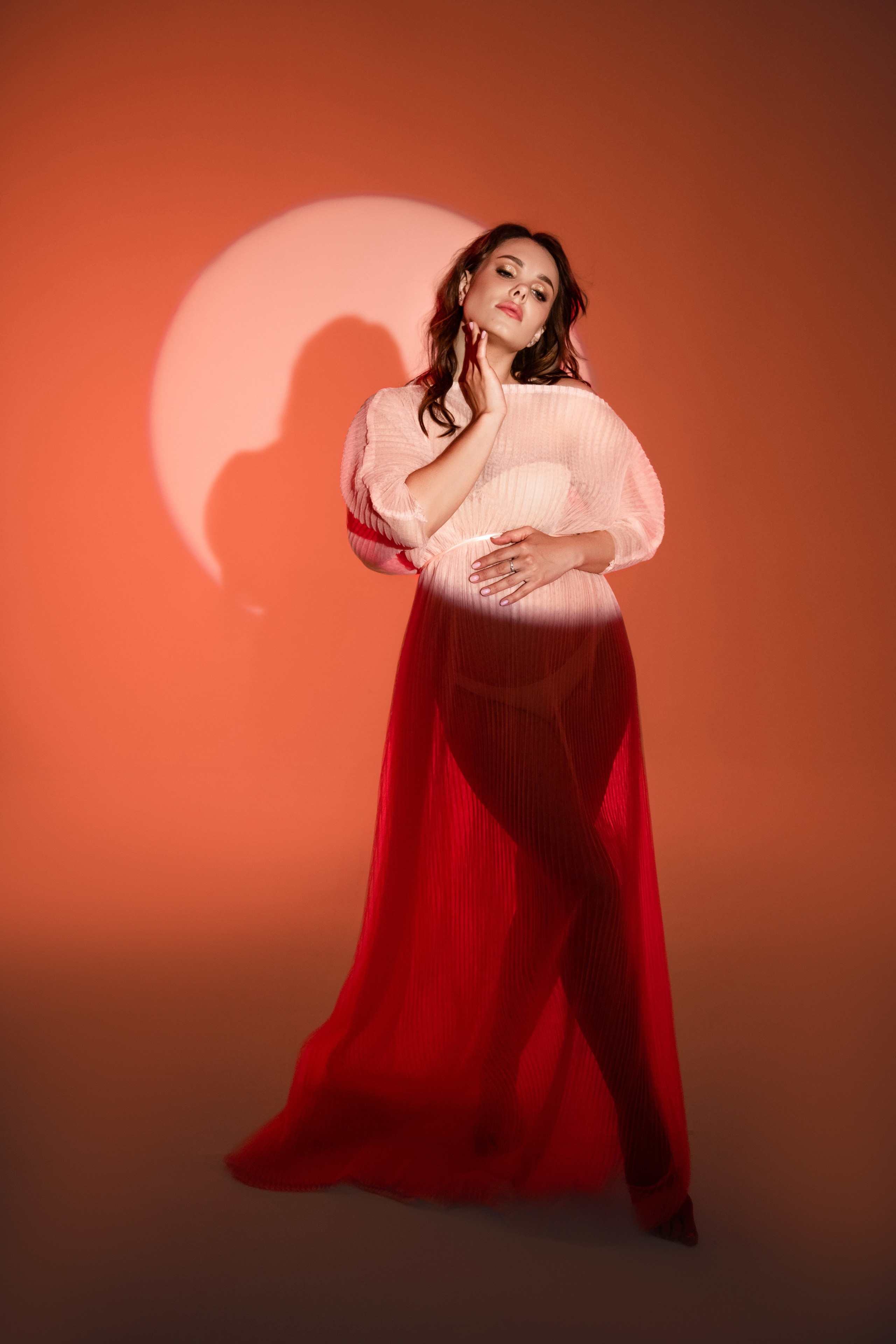 Туника персиковая (универсальный размер). Фотограф Анна Качан