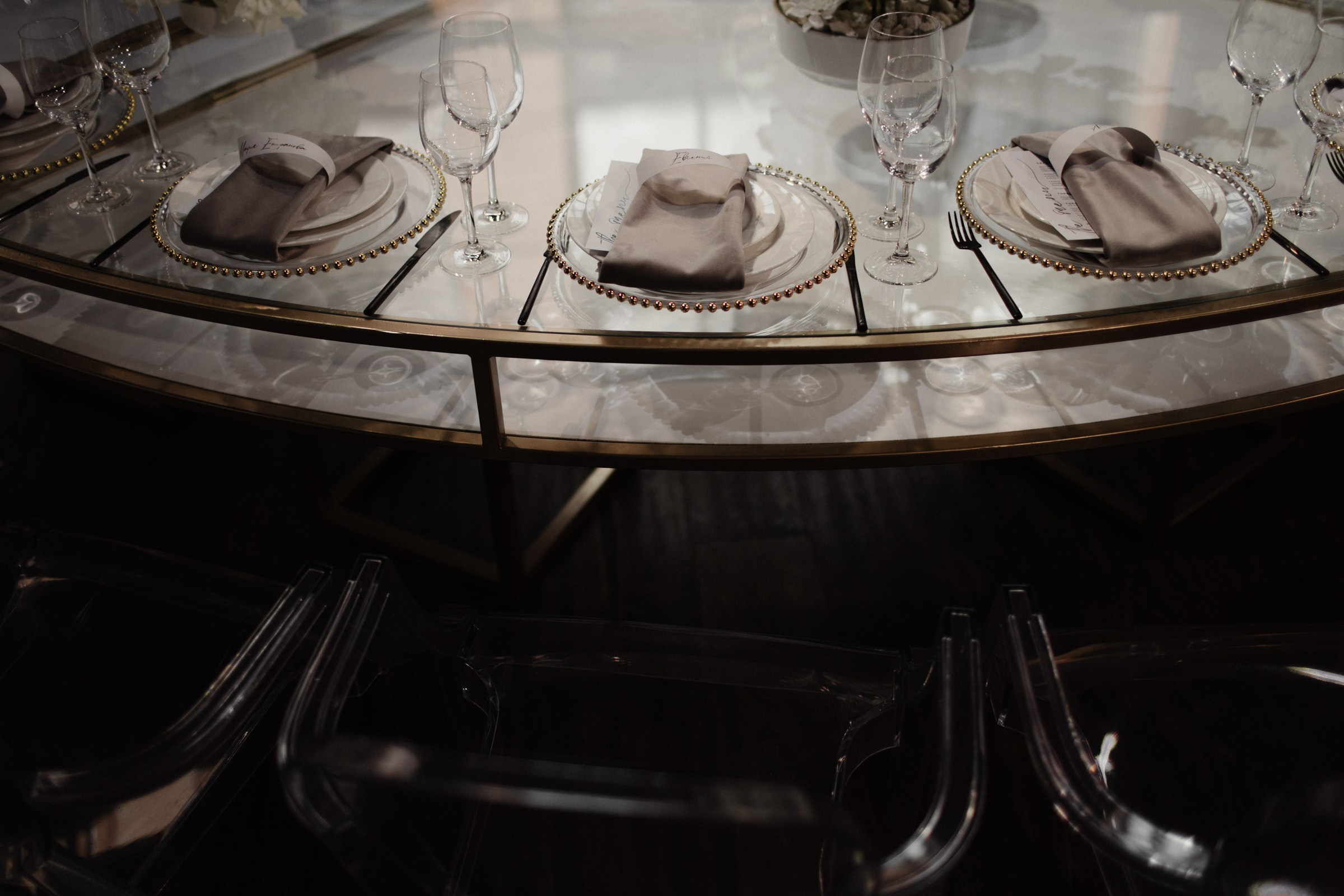 Собираемся на свадьбу вместе с фотосессией для двоих на утренние сборы. Свадебный, репортажный и портретный фотограф Сочи, Краснодар. Александра Зайцева