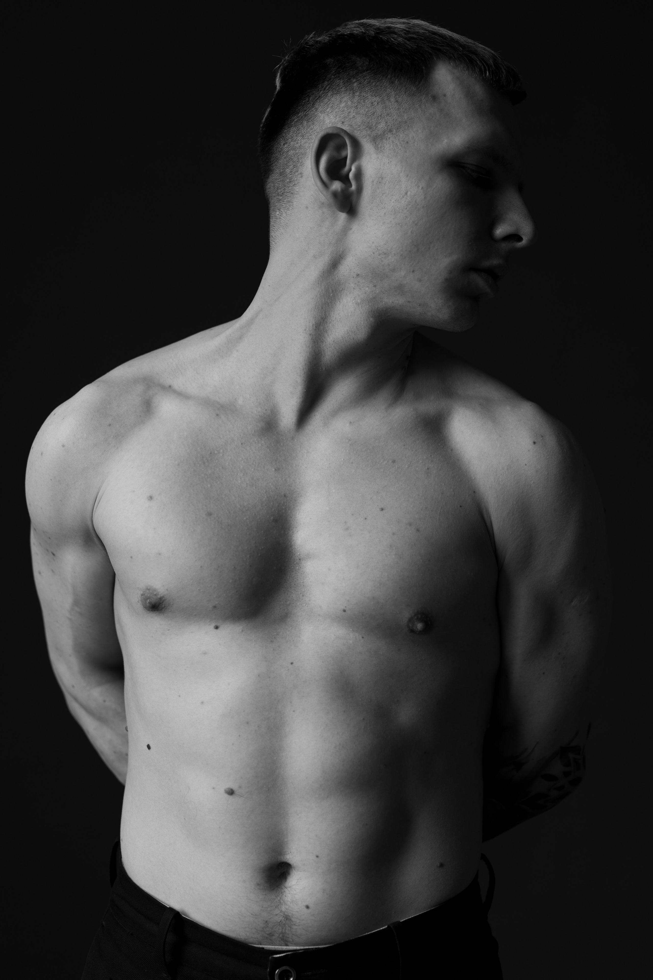 Мужская съёмка в студии. Фотограф Елизавета Потешкина