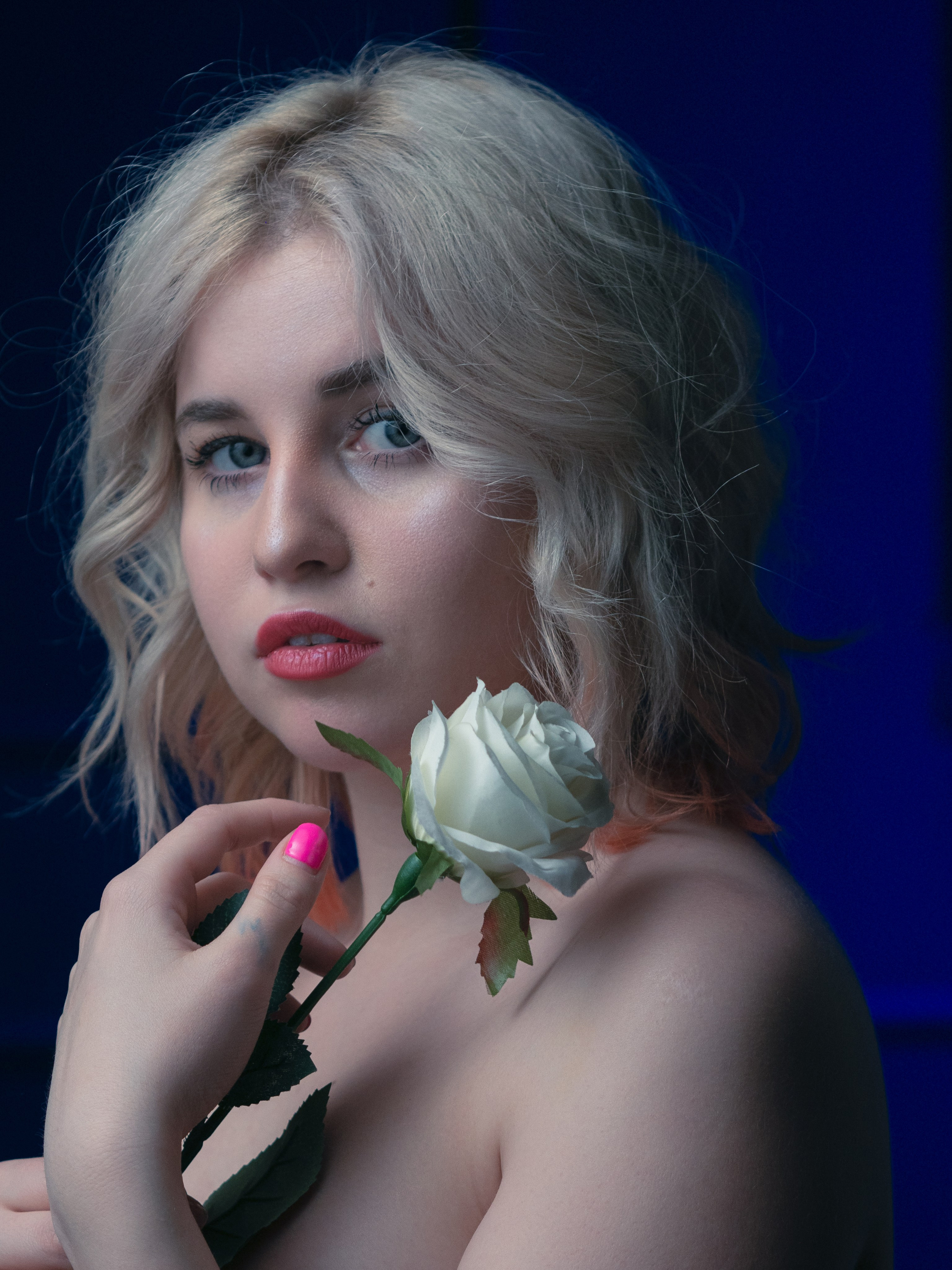 Студийная фотосессия для девушки. Яростный фотолюбитель Vervie Vitoe