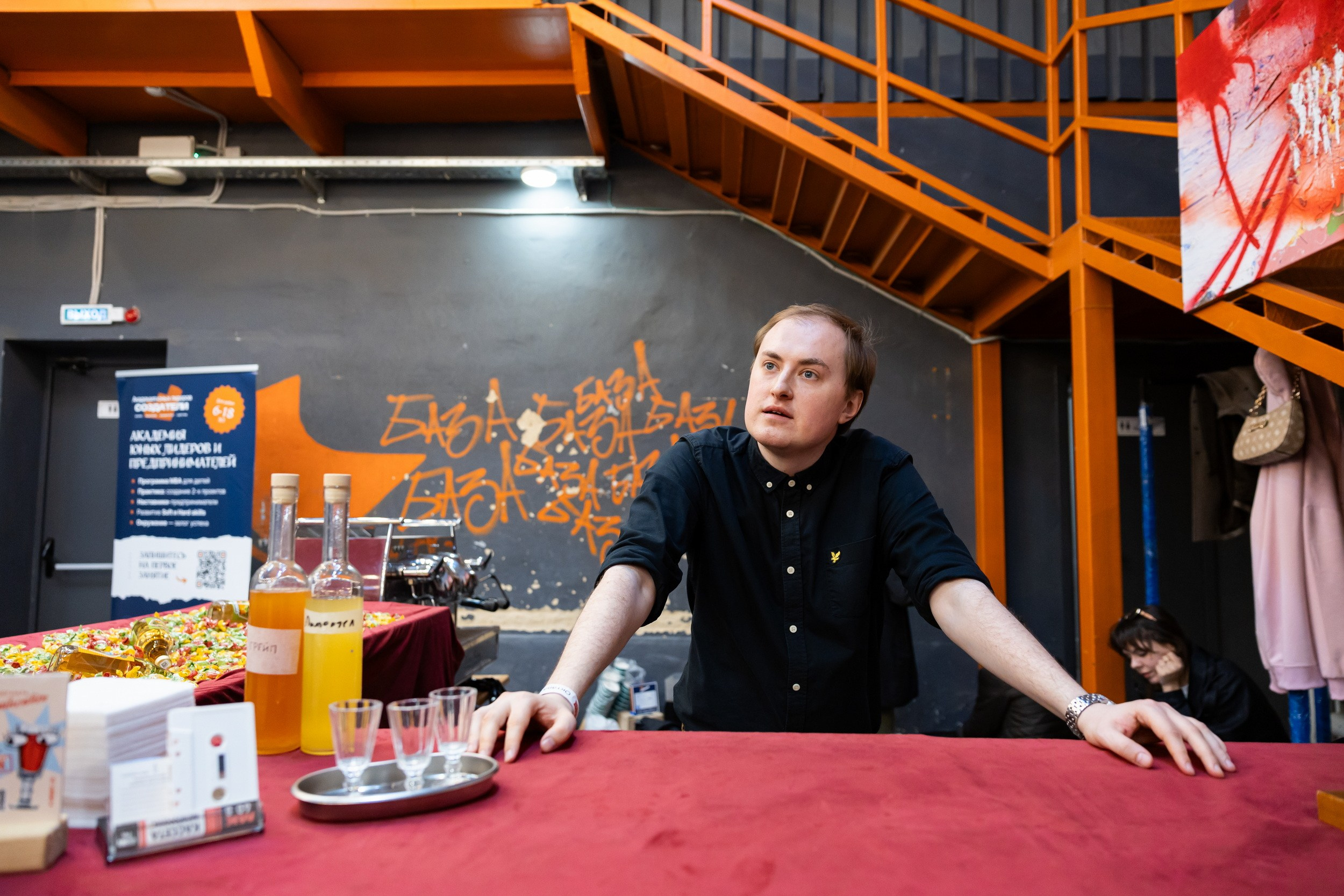 Октаве 8 лет! (25 апреля 2026). Репортажный фотограф Алексей Пирязев