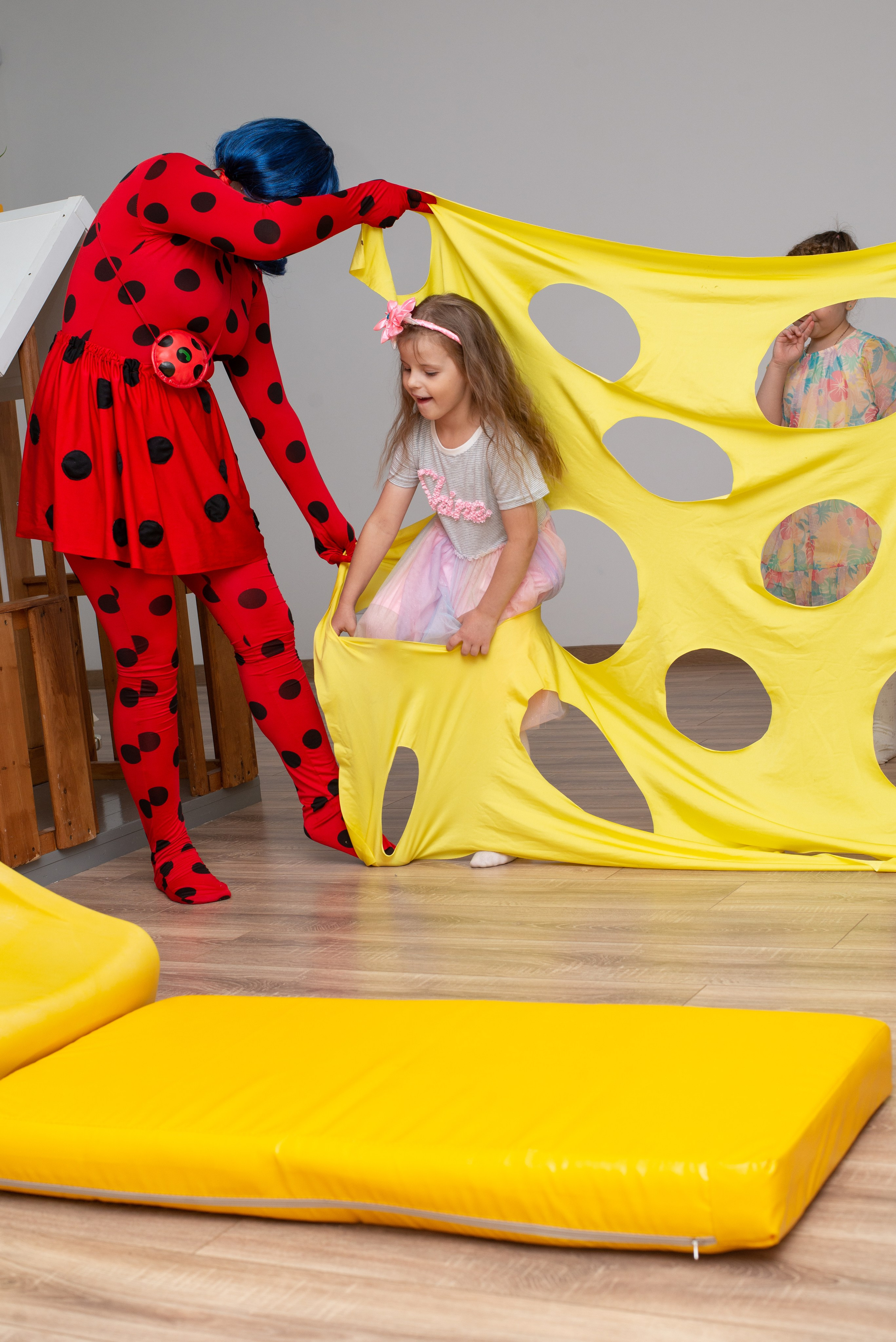 Детский праздник BEE Loft 2025. Портретный фотограф Марина Тамбовская