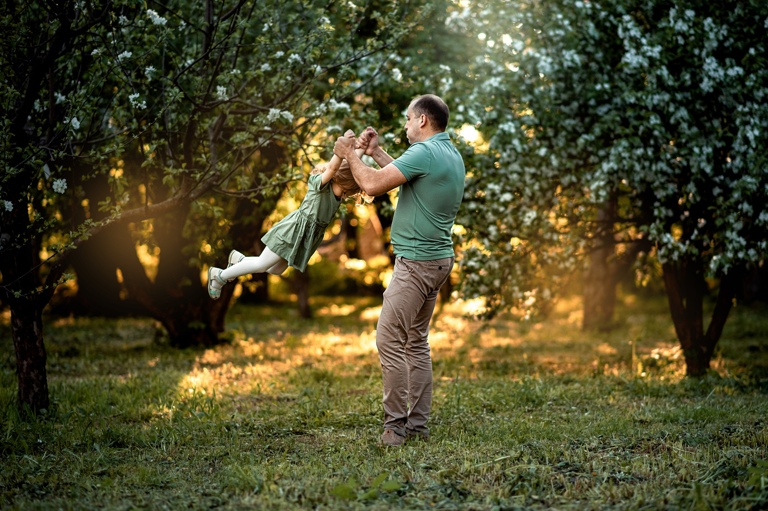 Семейная фотосессия в цветении. Ясная Поляна. Семейный и детский фотограф в Туле Светлана Воронкова