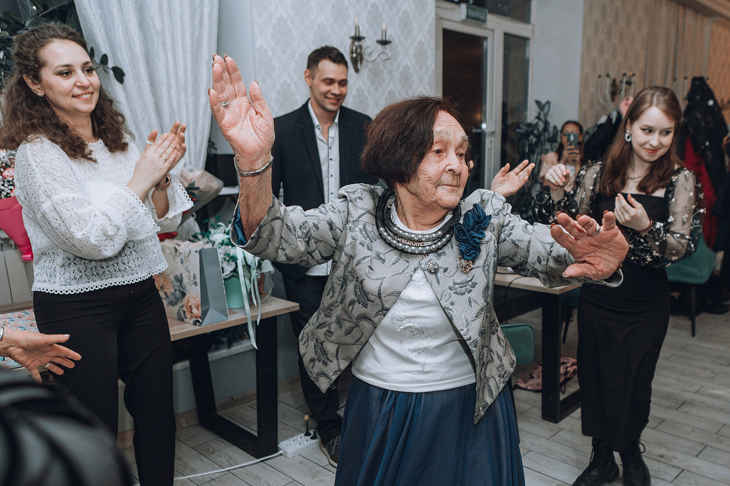 90-летний юбилей Сары Вагаповны. Фотограф в Санкт — Петербурге Анна Конофало