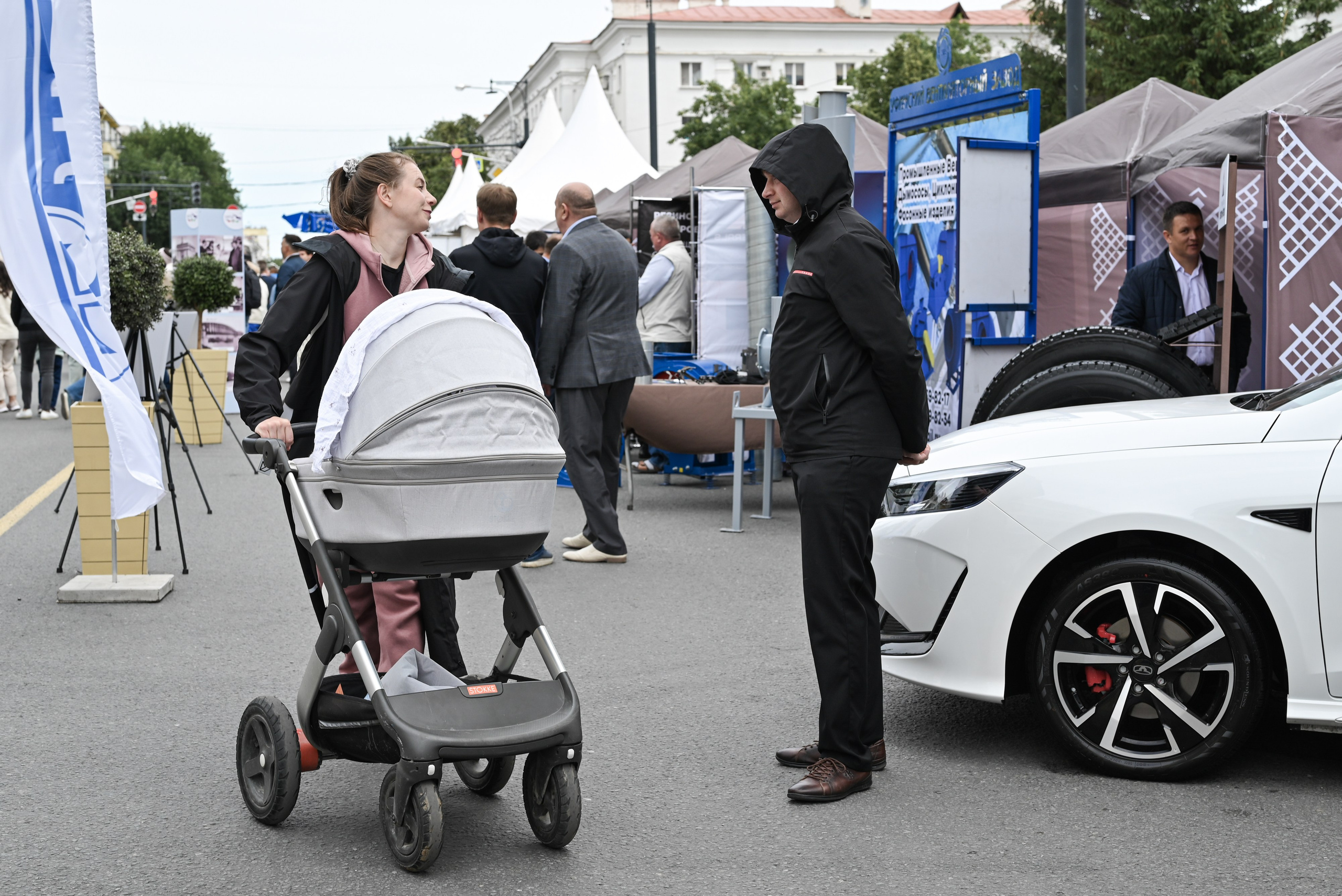 ЛУИДОР выставка. Свадебный и семейный фотограф в Уфе Александров Максим