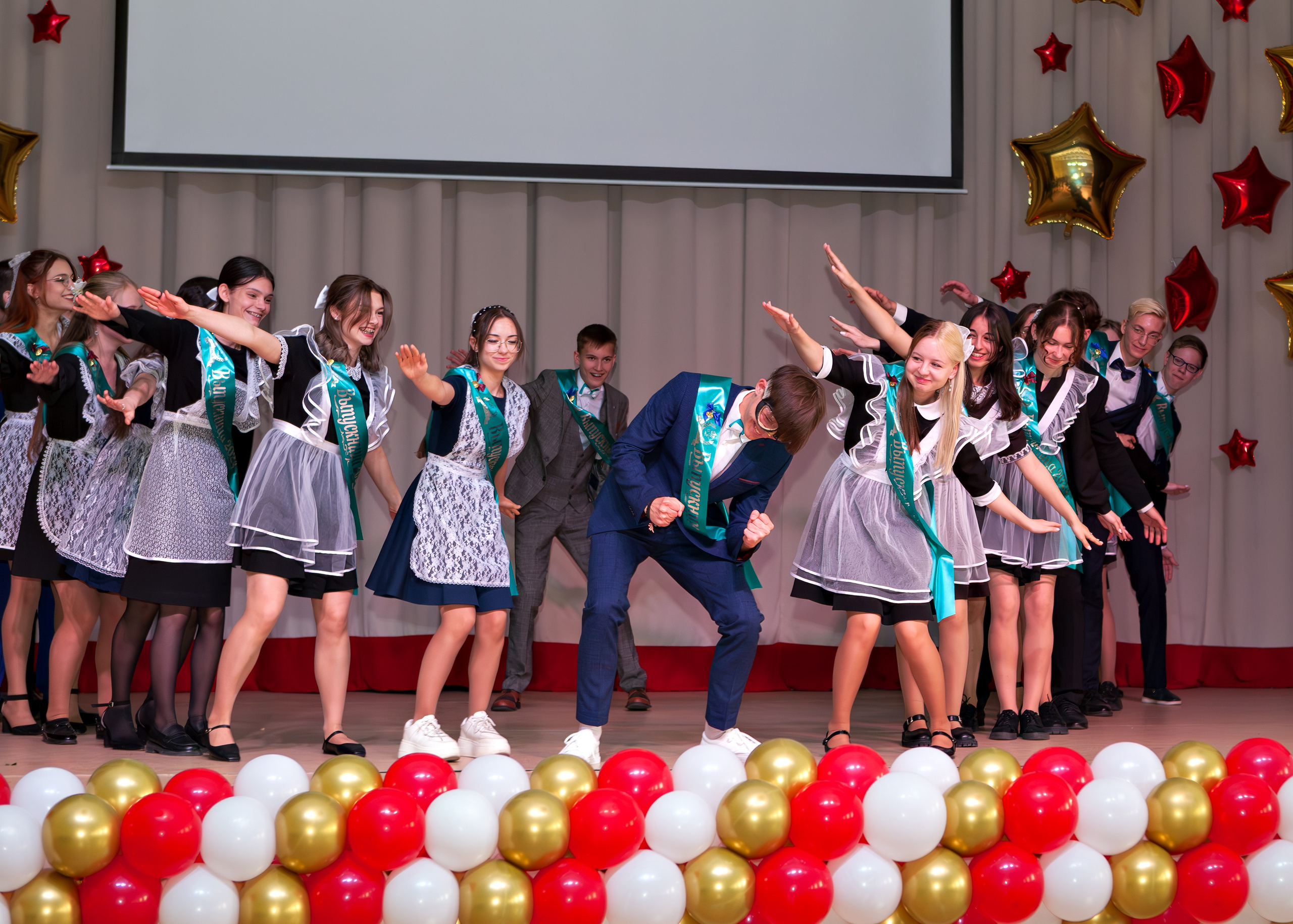 Гимназия № 7, г. Подольск, Последний звонок, 11 класс. Выпускные альбомы и школьный фотограф в Подольске, Троицке, Щербинке, Москве и Московской области