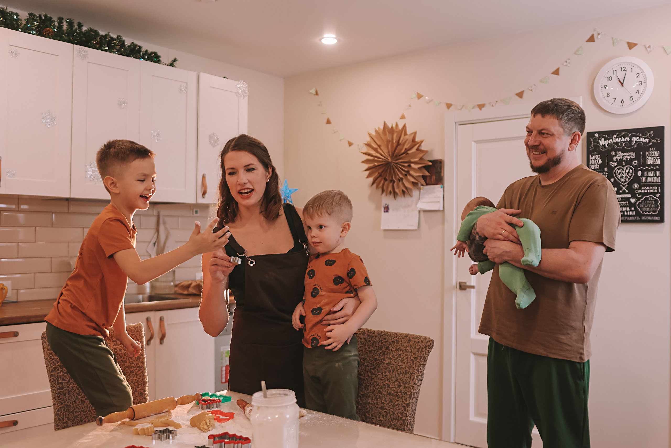 Команда. Семейный фотограф Тюмень, фотограф на роды Салмина Мария