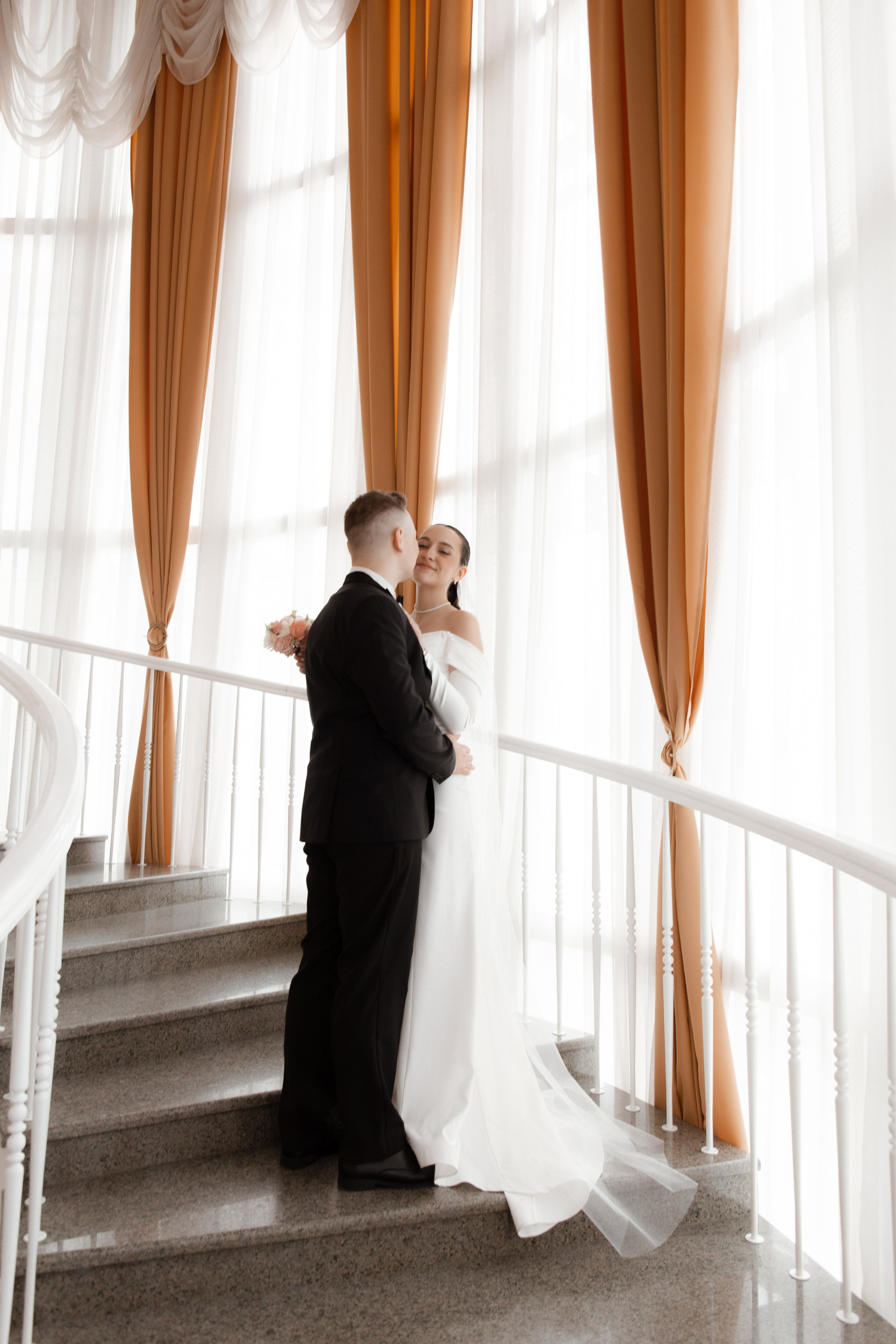 A | A. Свадебный и портретный фотограф в Новосибирске Любовь Исакова